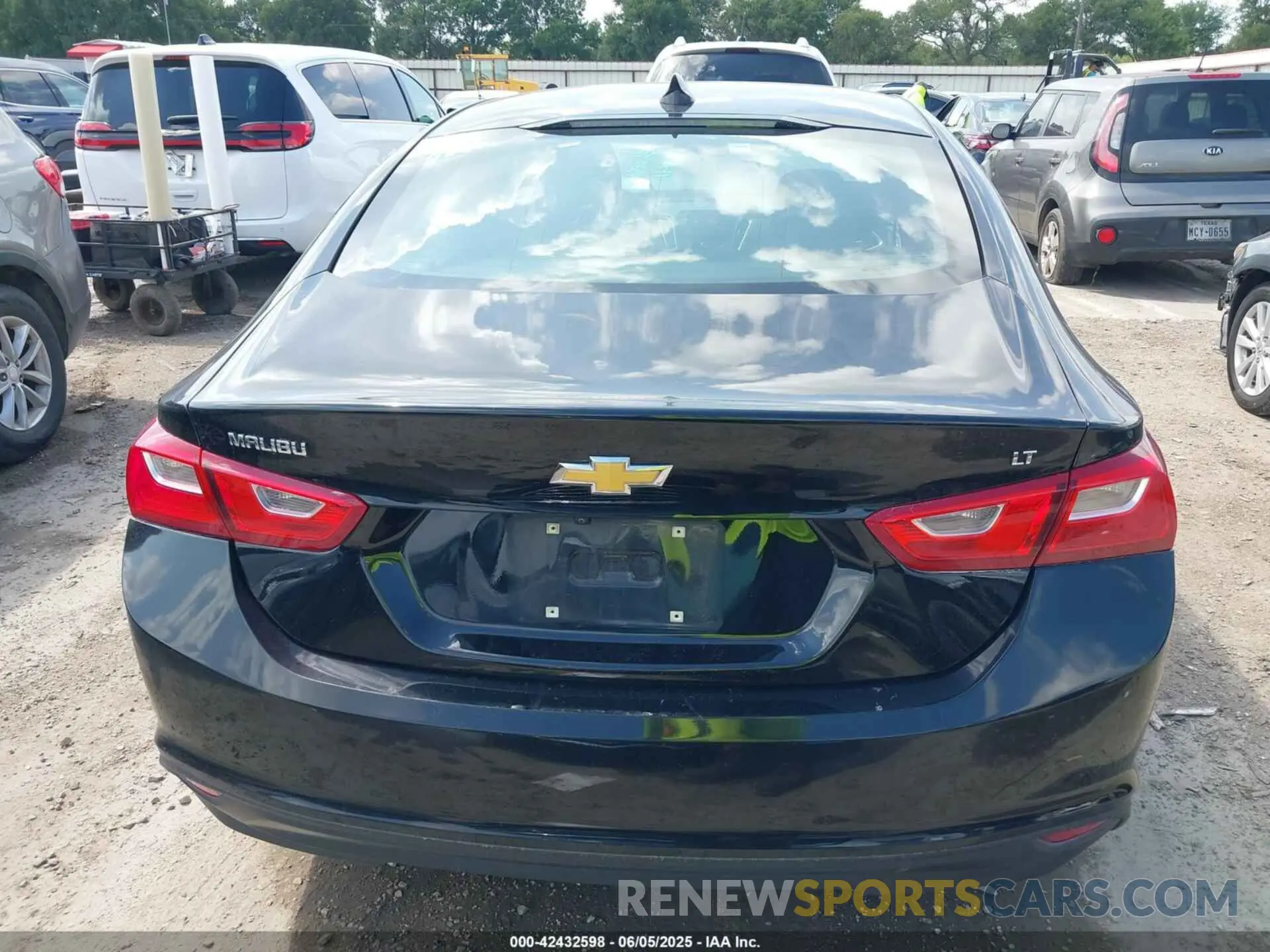 16 Photograph of a damaged car 1G1ZD5ST9PF167764 CHEVROLET MALIBU 2023