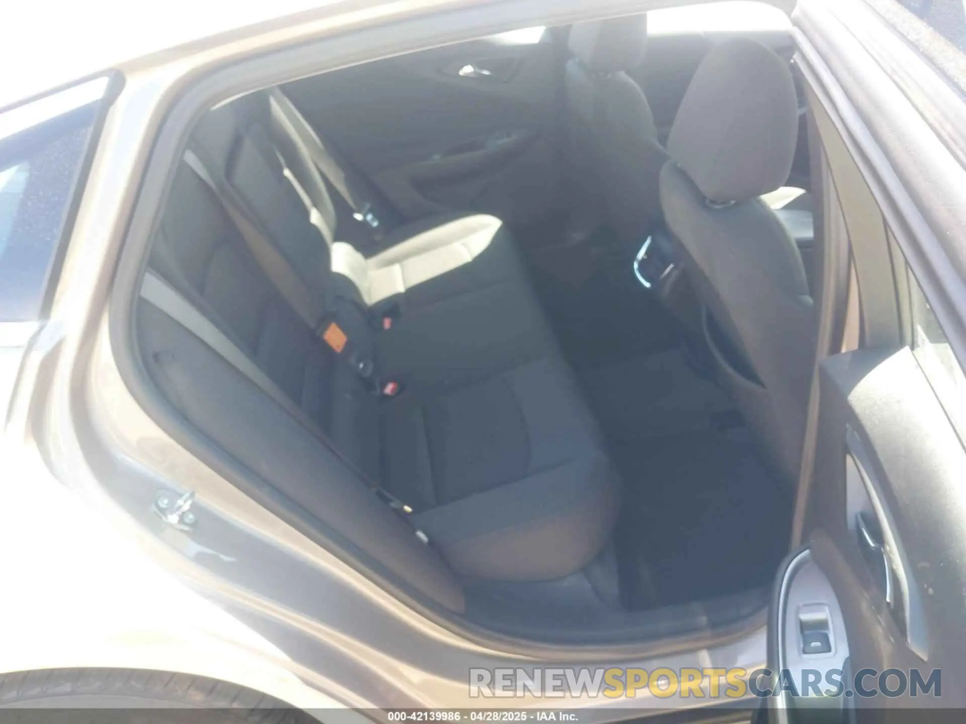 8 Photograph of a damaged car 1G1ZD5ST9PF180739 CHEVROLET MALIBU 2023
