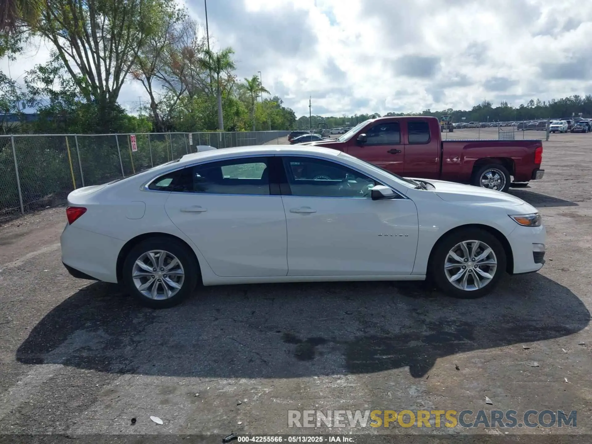 13 Photograph of a damaged car 1G1ZD5ST9PF207082 CHEVROLET MALIBU 2023