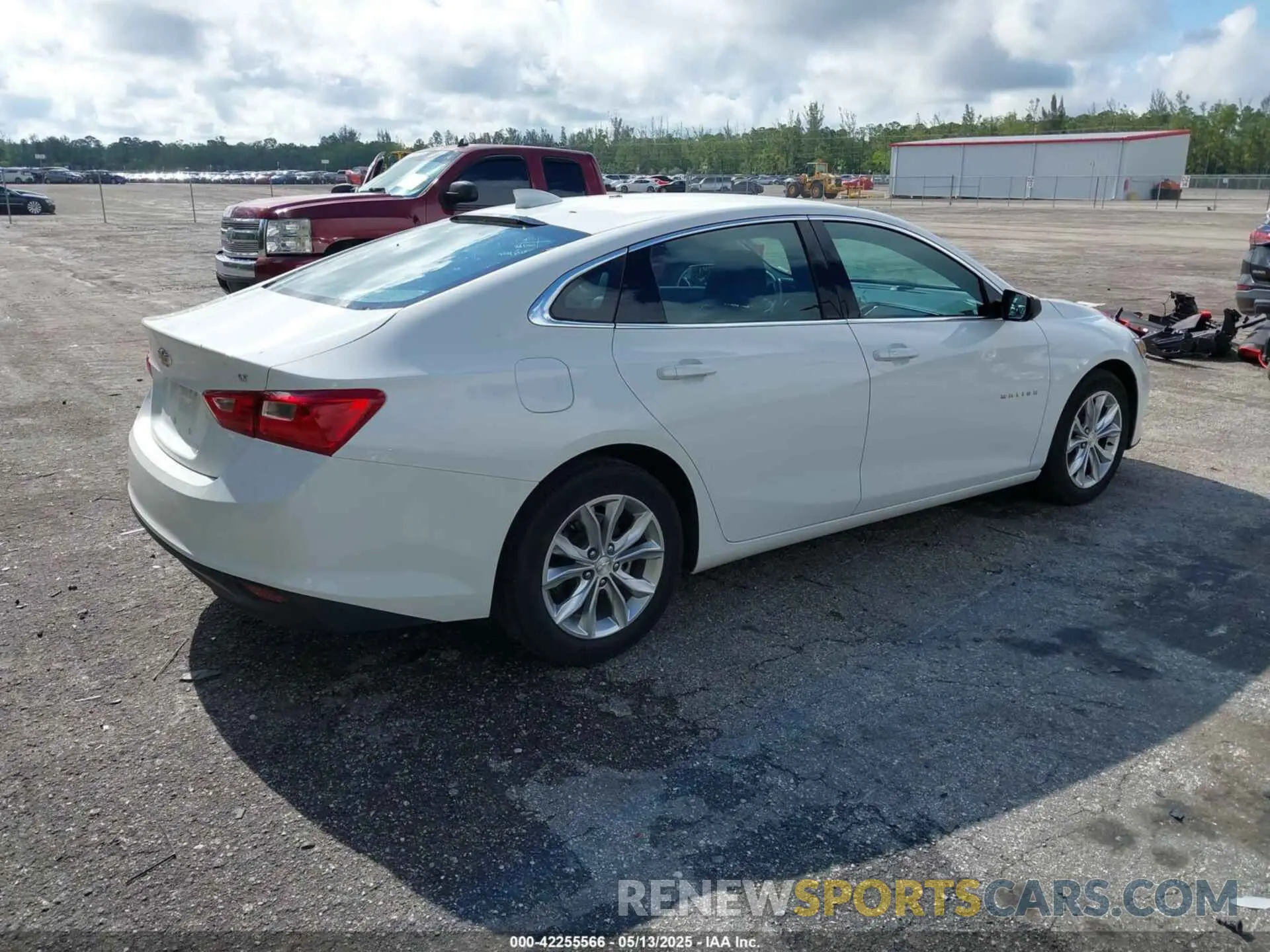 4 Photograph of a damaged car 1G1ZD5ST9PF207082 CHEVROLET MALIBU 2023