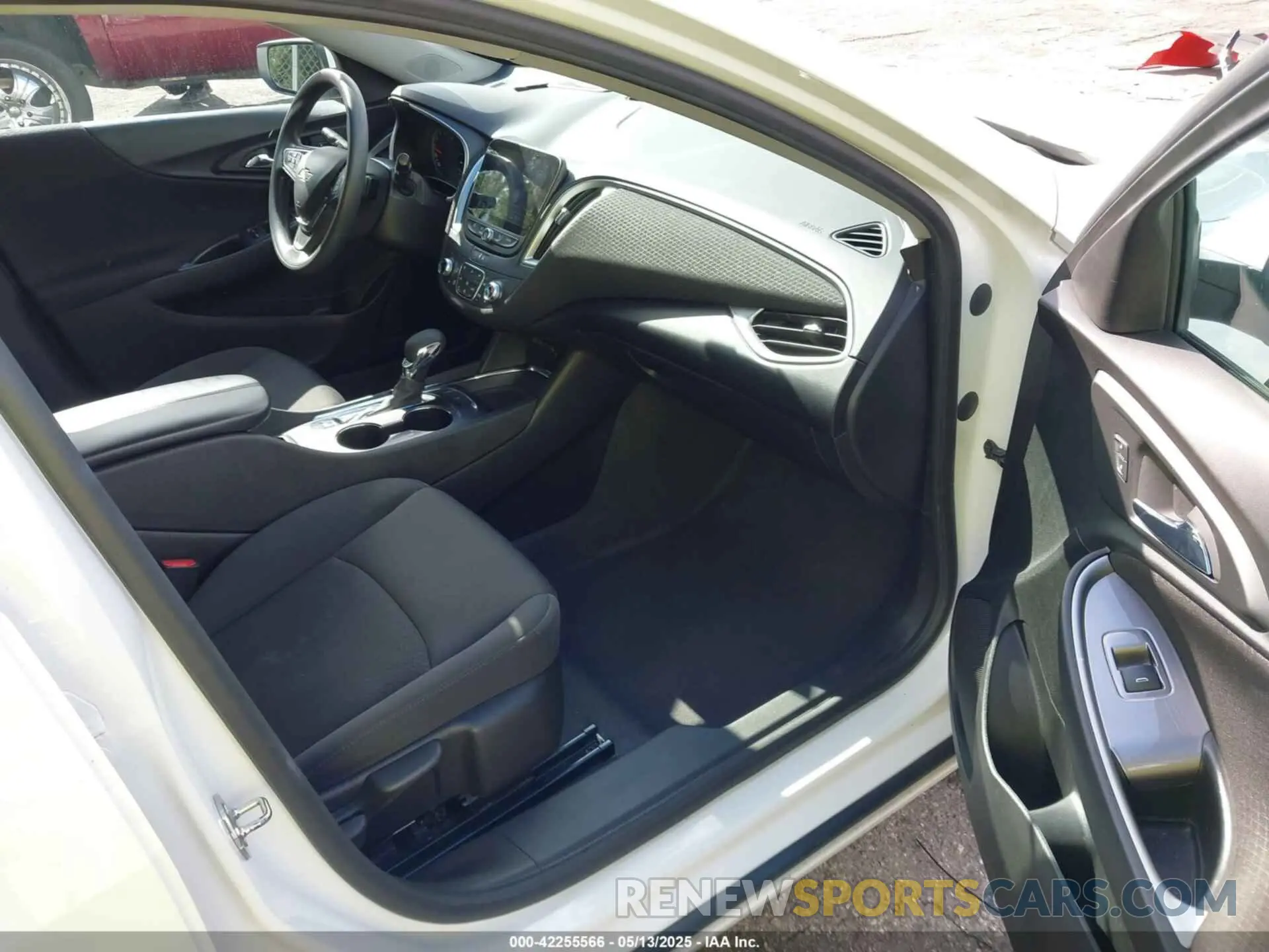 5 Photograph of a damaged car 1G1ZD5ST9PF207082 CHEVROLET MALIBU 2023