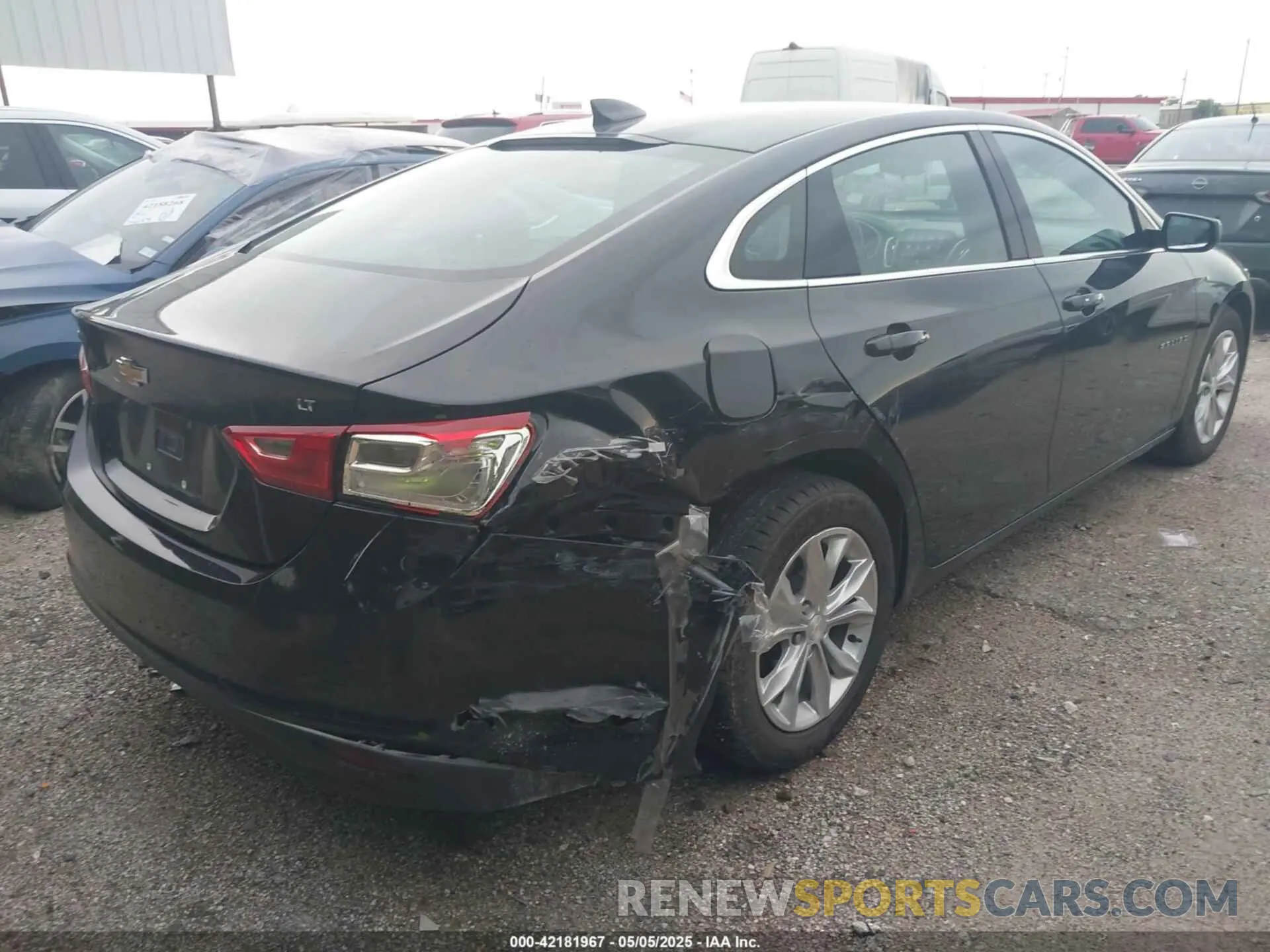 4 Photograph of a damaged car 1G1ZD5ST9PF233777 CHEVROLET MALIBU 2023