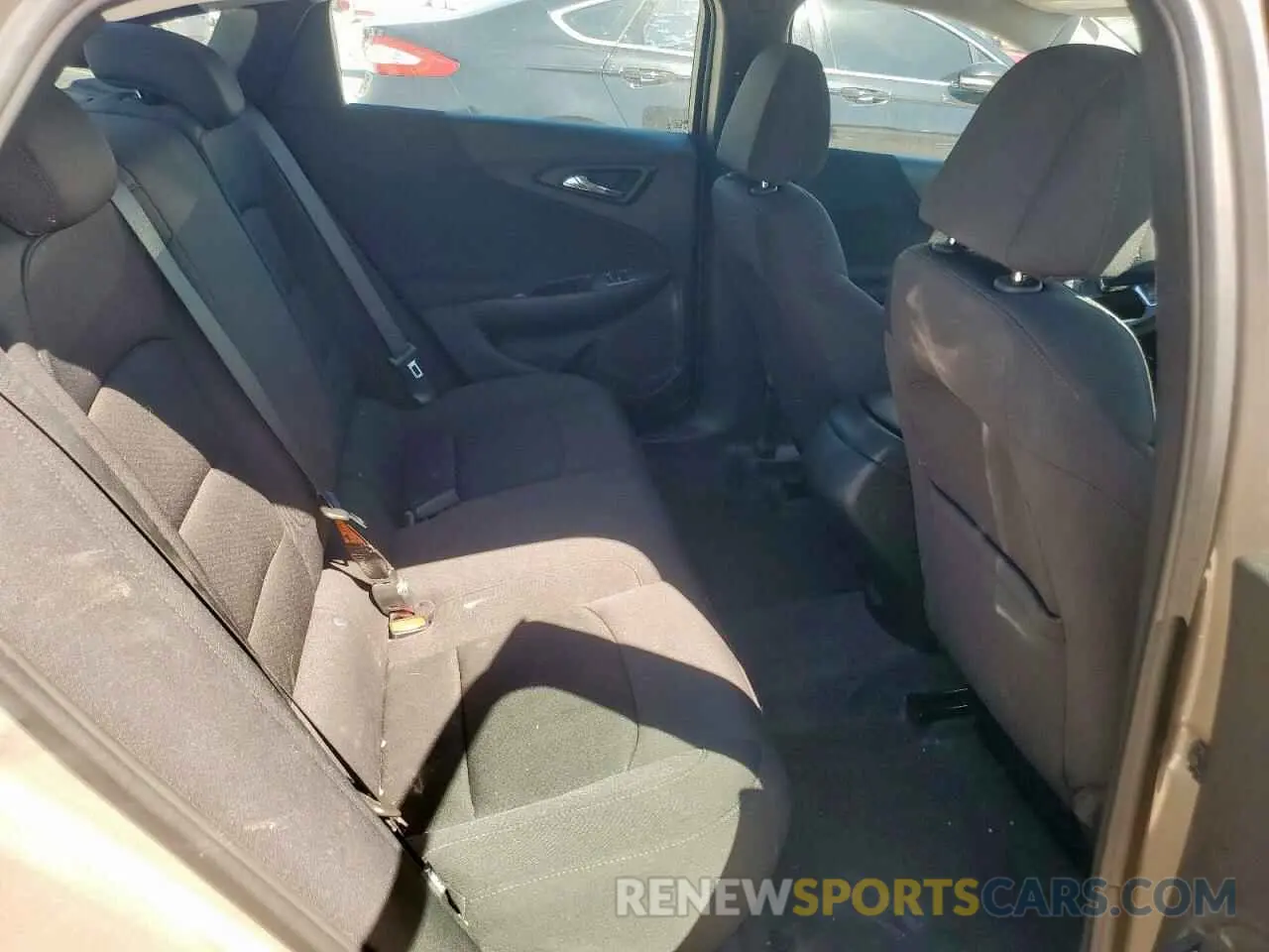 10 Photograph of a damaged car 1G1ZG5ST0PF215210 CHEVROLET MALIBU 2023
