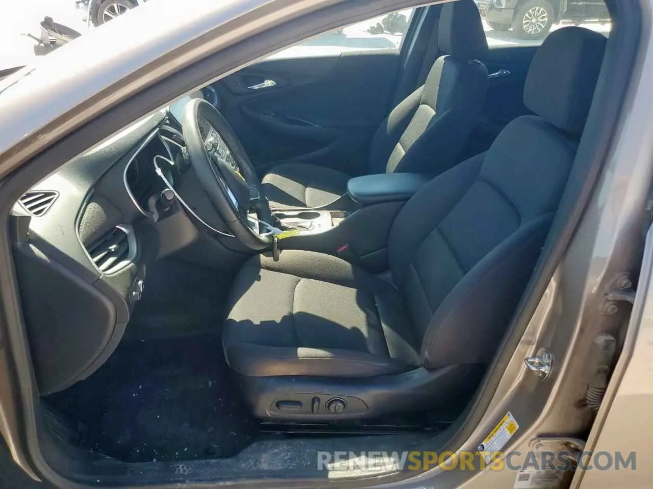 7 Photograph of a damaged car 1G1ZG5ST0PF215210 CHEVROLET MALIBU 2023