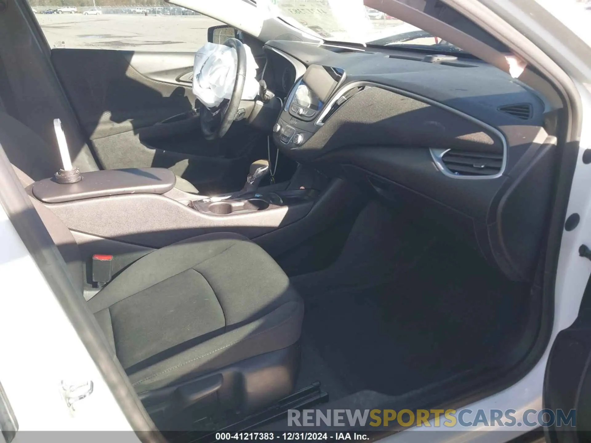 5 Photograph of a damaged car 1G1ZG5ST1PF251147 CHEVROLET MALIBU 2023