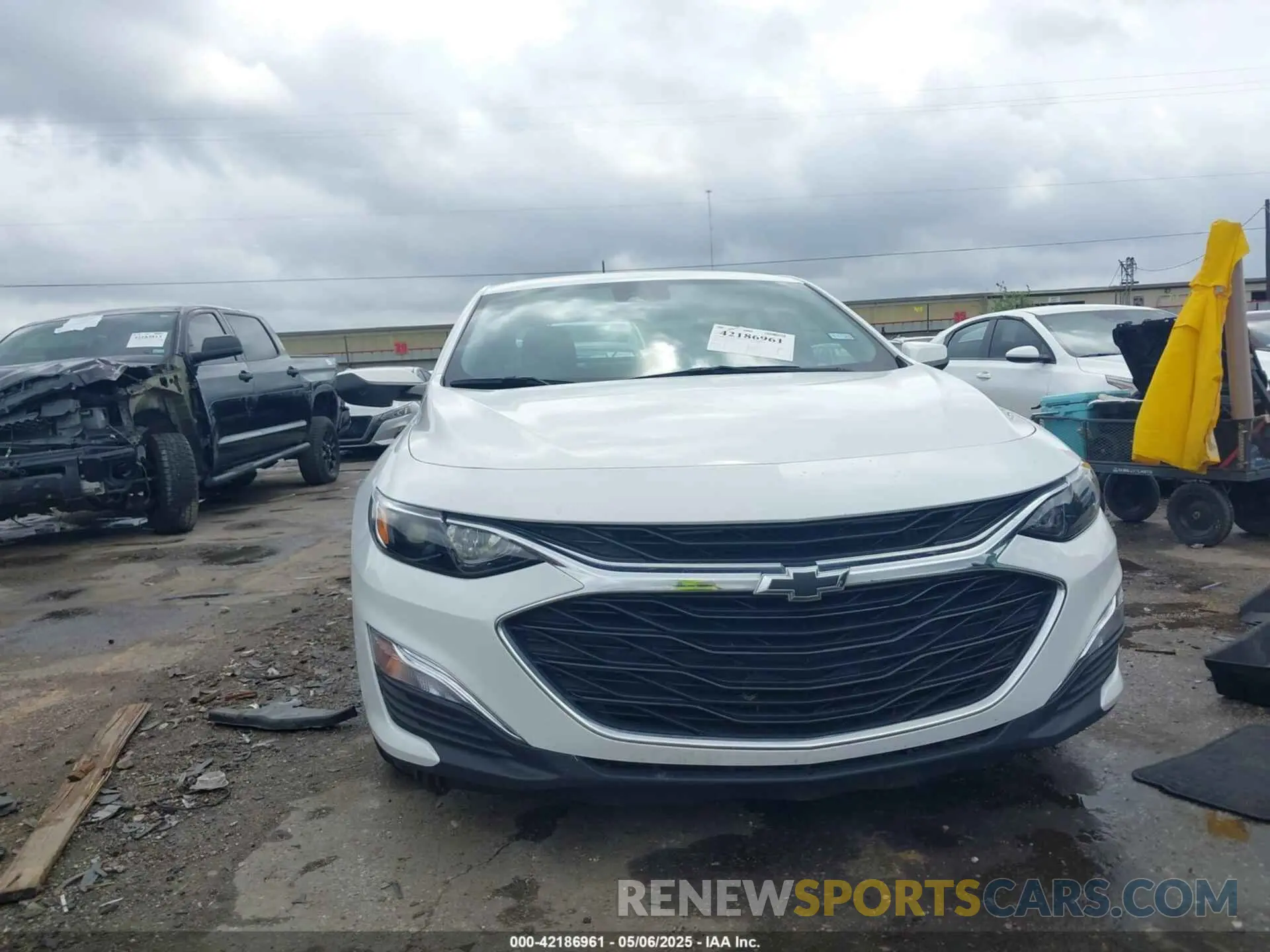 6 Photograph of a damaged car 1G1ZG5ST4PF120794 CHEVROLET MALIBU 2023