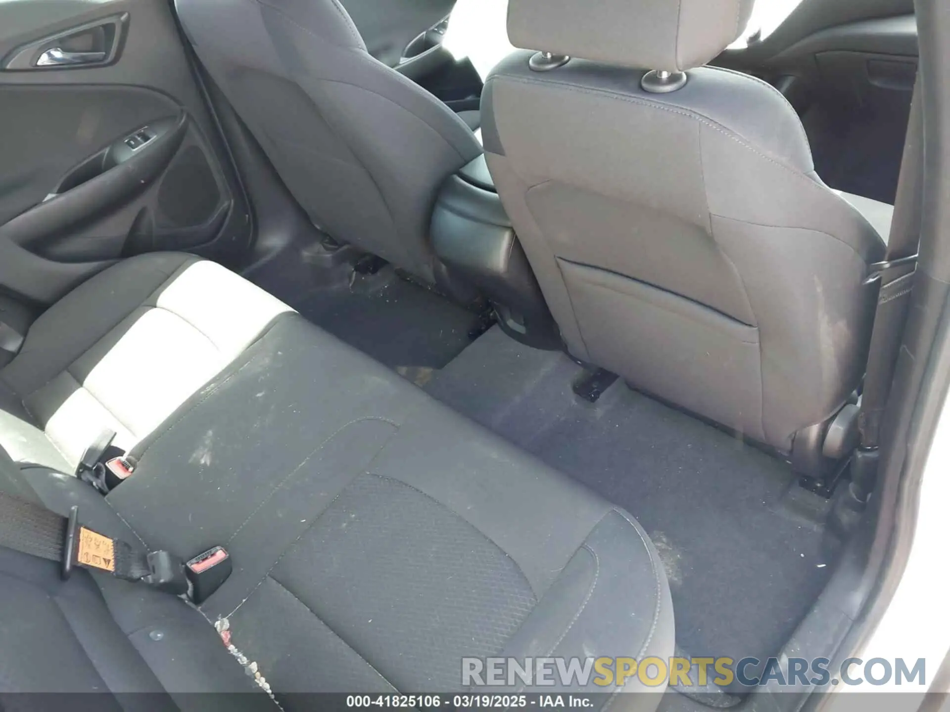 8 Photograph of a damaged car 1G1ZG5ST5PF121677 CHEVROLET MALIBU 2023