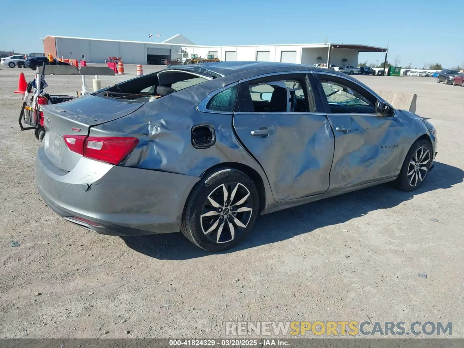4 Photograph of a damaged car 1G1ZG5ST8PF127313 CHEVROLET MALIBU 2023