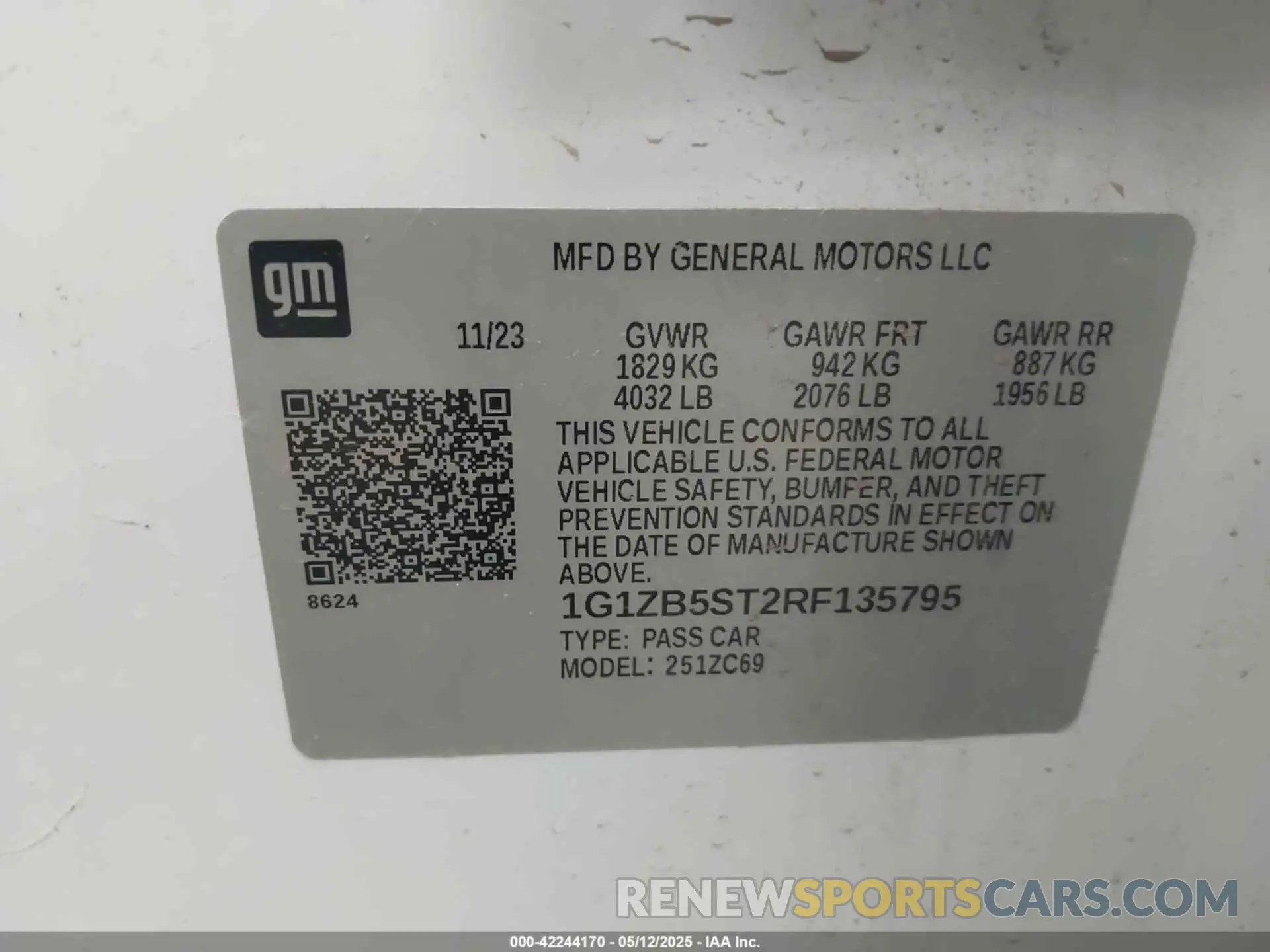 9 Photograph of a damaged car 1G1ZB5ST2RF135795 CHEVROLET MALIBU 2024