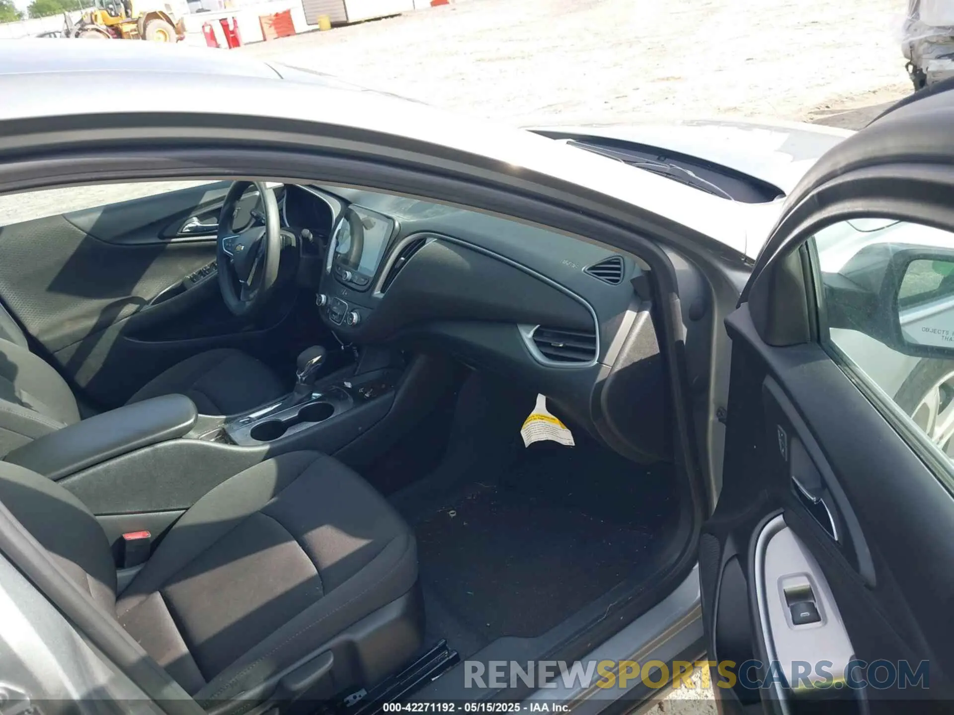 5 Photograph of a damaged car 1G1ZB5ST5RF143177 CHEVROLET MALIBU 2024