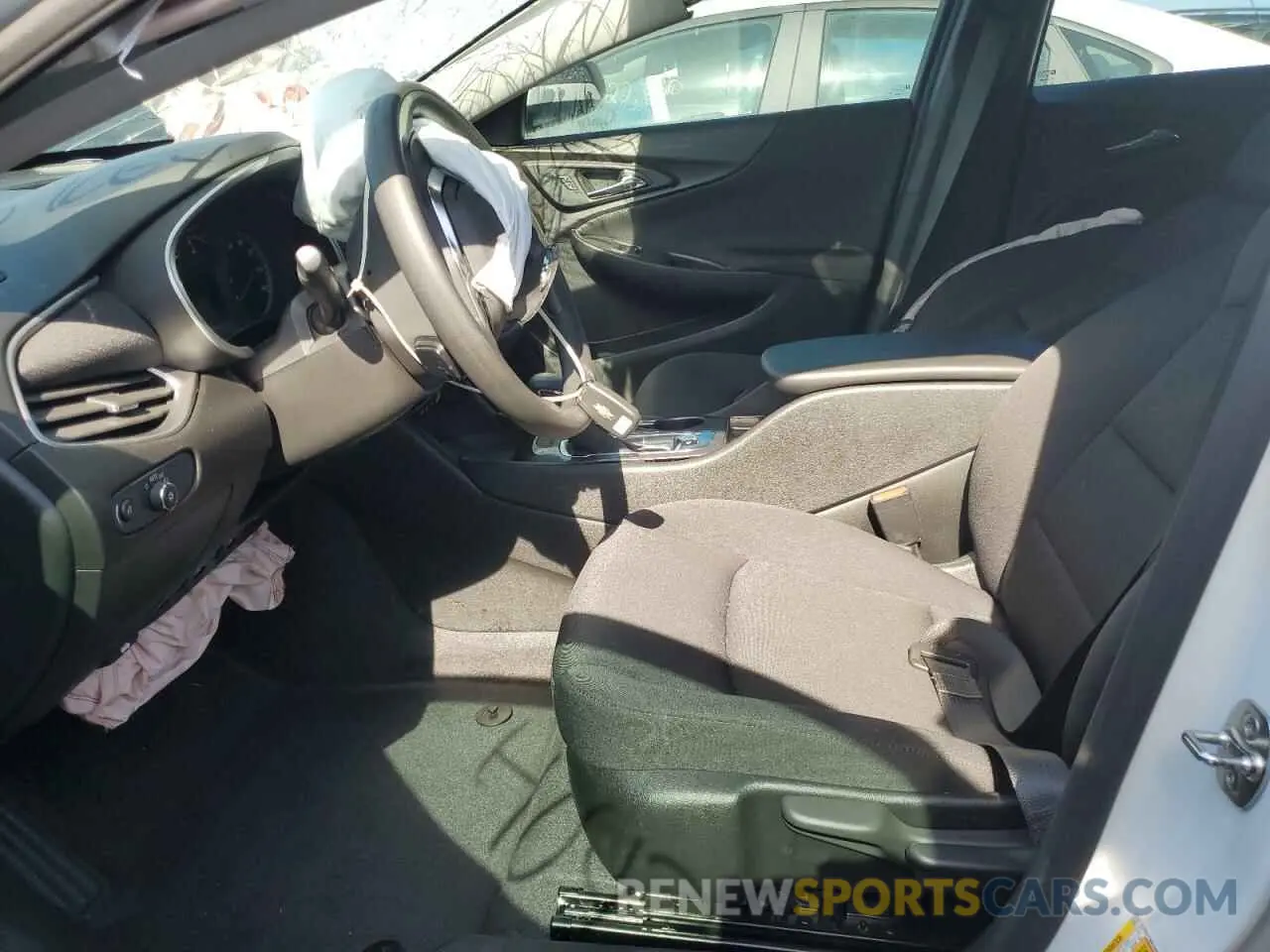 7 Photograph of a damaged car 1G1ZB5ST5RF246986 CHEVROLET MALIBU 2024