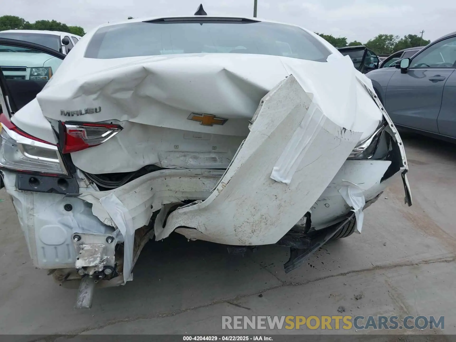 6 Photograph of a damaged car 1G1ZB5ST6RF107983 CHEVROLET MALIBU 2024