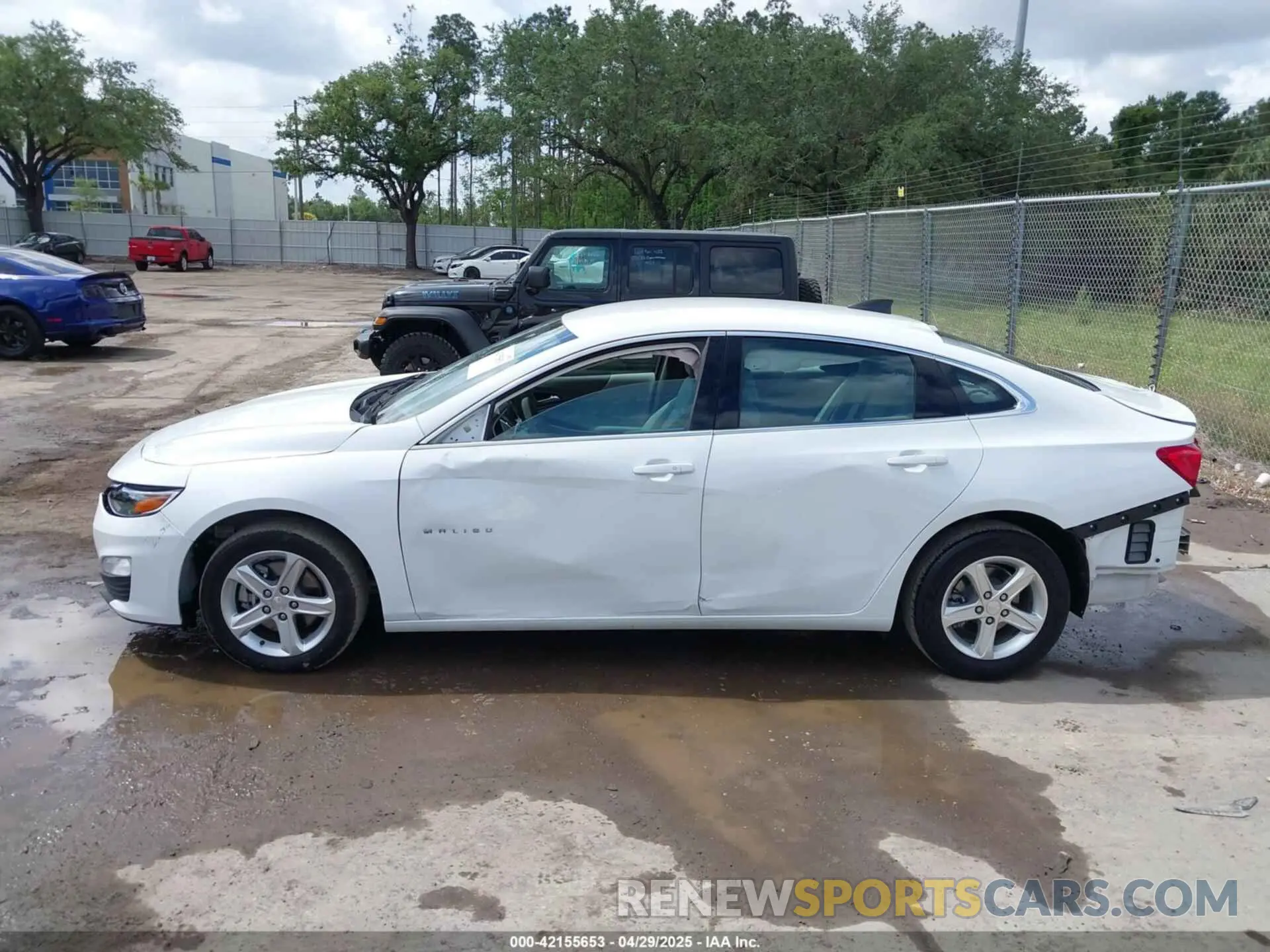 14 Photograph of a damaged car 1G1ZC5ST3RF226197 CHEVROLET MALIBU 2024