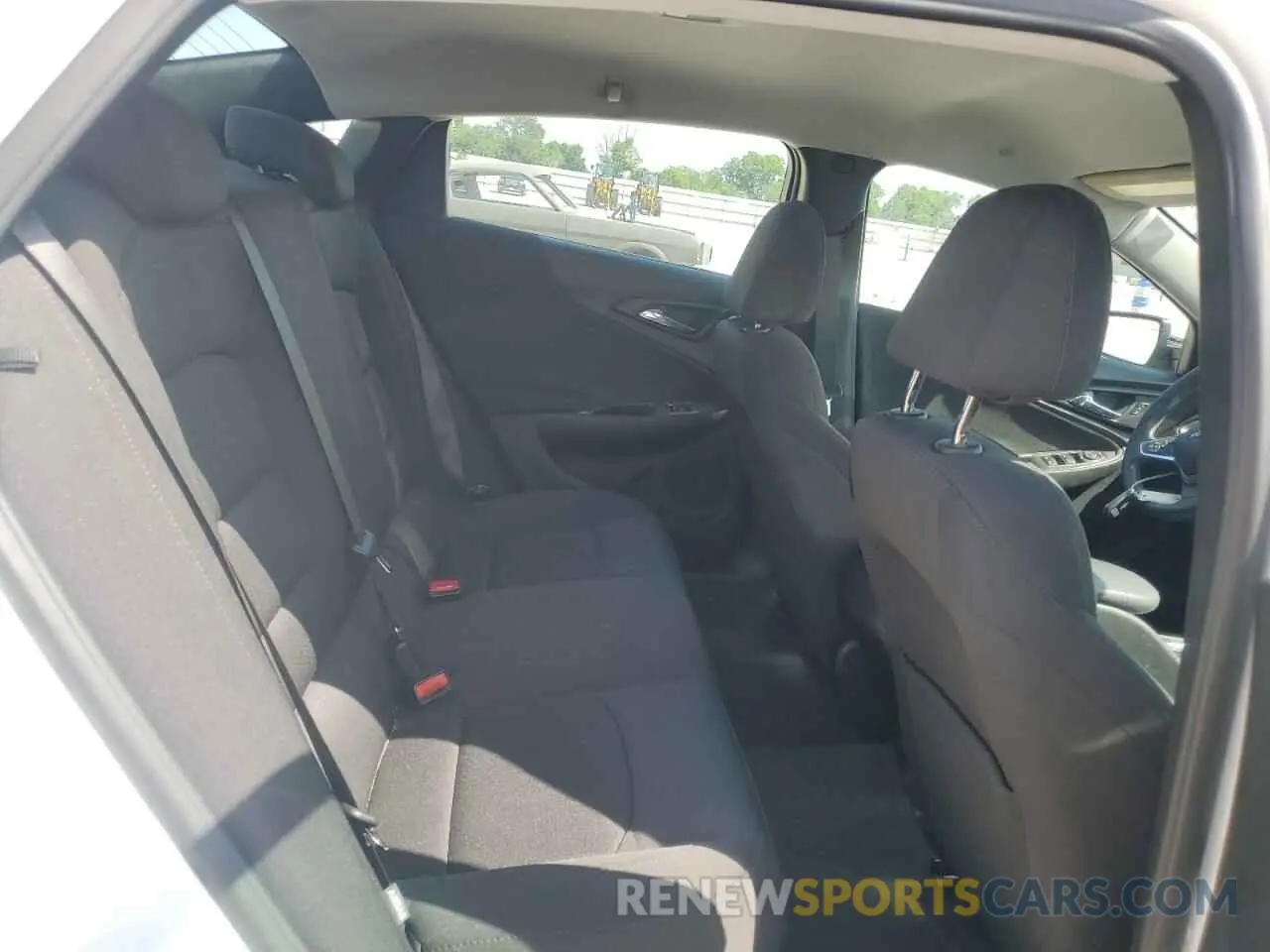 10 Photograph of a damaged car 1G1ZC5ST6RF230096 CHEVROLET MALIBU 2024
