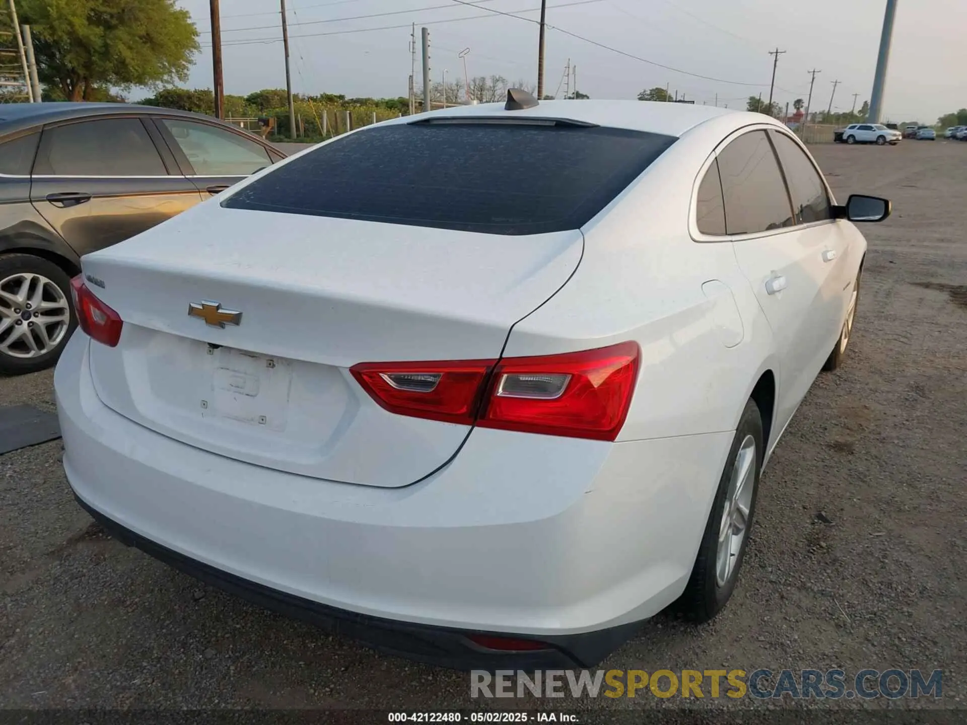 4 Photograph of a damaged car 1G1ZC5ST7RF223481 CHEVROLET MALIBU 2024