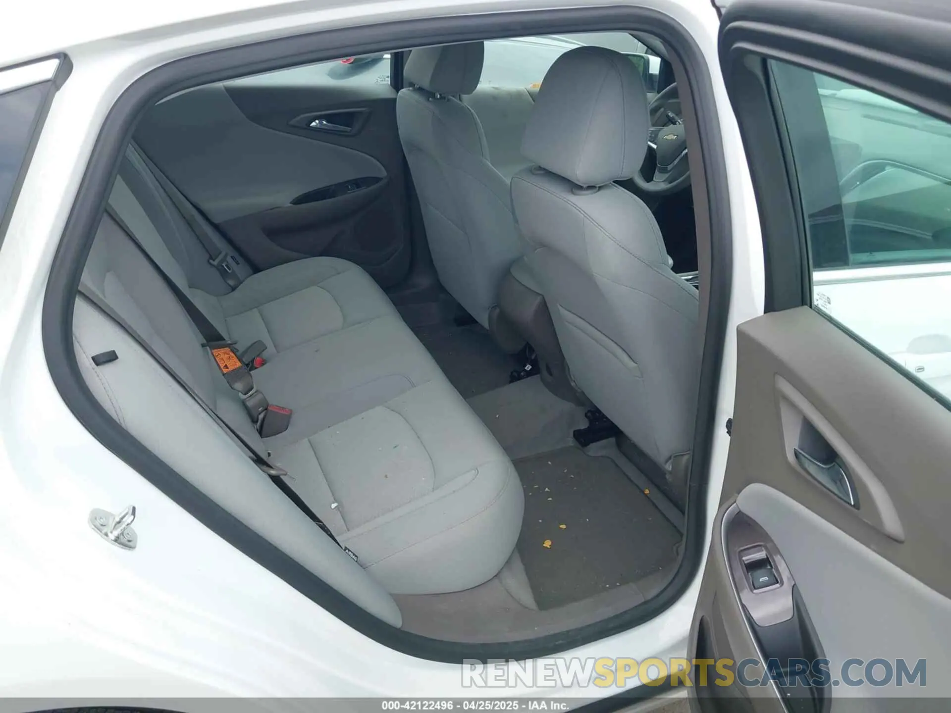 8 Photograph of a damaged car 1G1ZC5STXRF122502 CHEVROLET MALIBU 2024