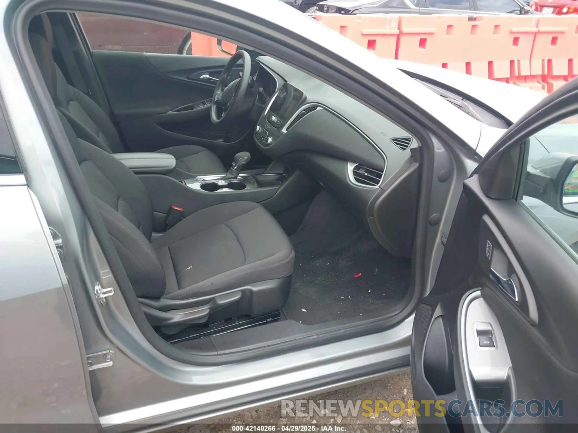 5 Photograph of a damaged car 1G1ZD5ST0RF133232 CHEVROLET MALIBU 2024
