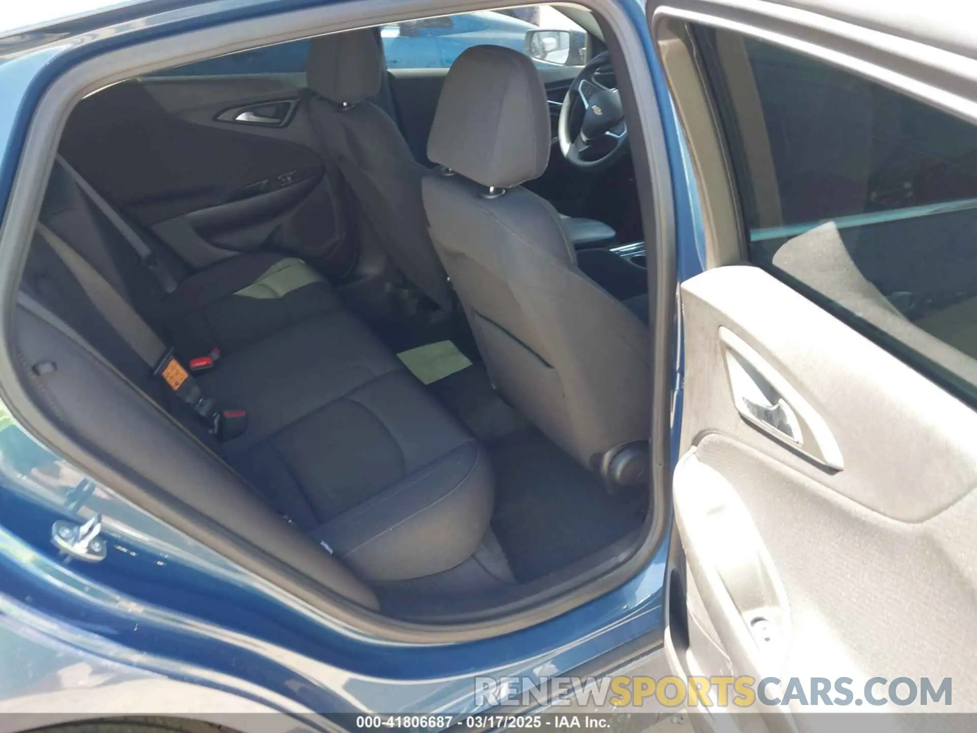 8 Photograph of a damaged car 1G1ZD5ST0RF168790 CHEVROLET MALIBU 2024