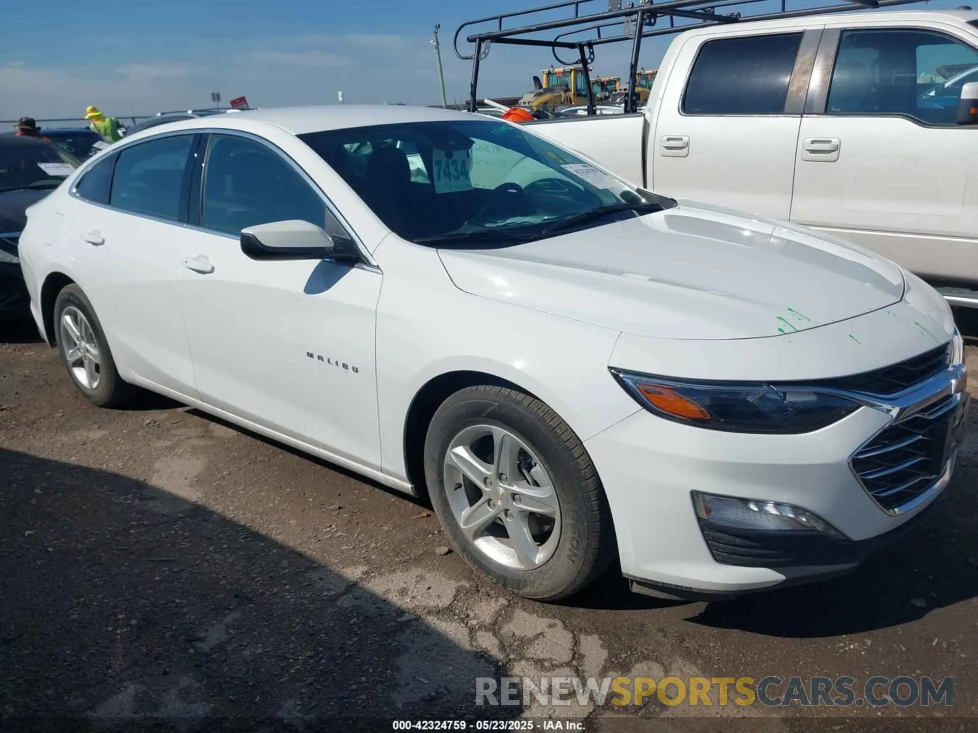 1 Photograph of a damaged car 1G1ZD5ST0RF194418 CHEVROLET MALIBU 2024