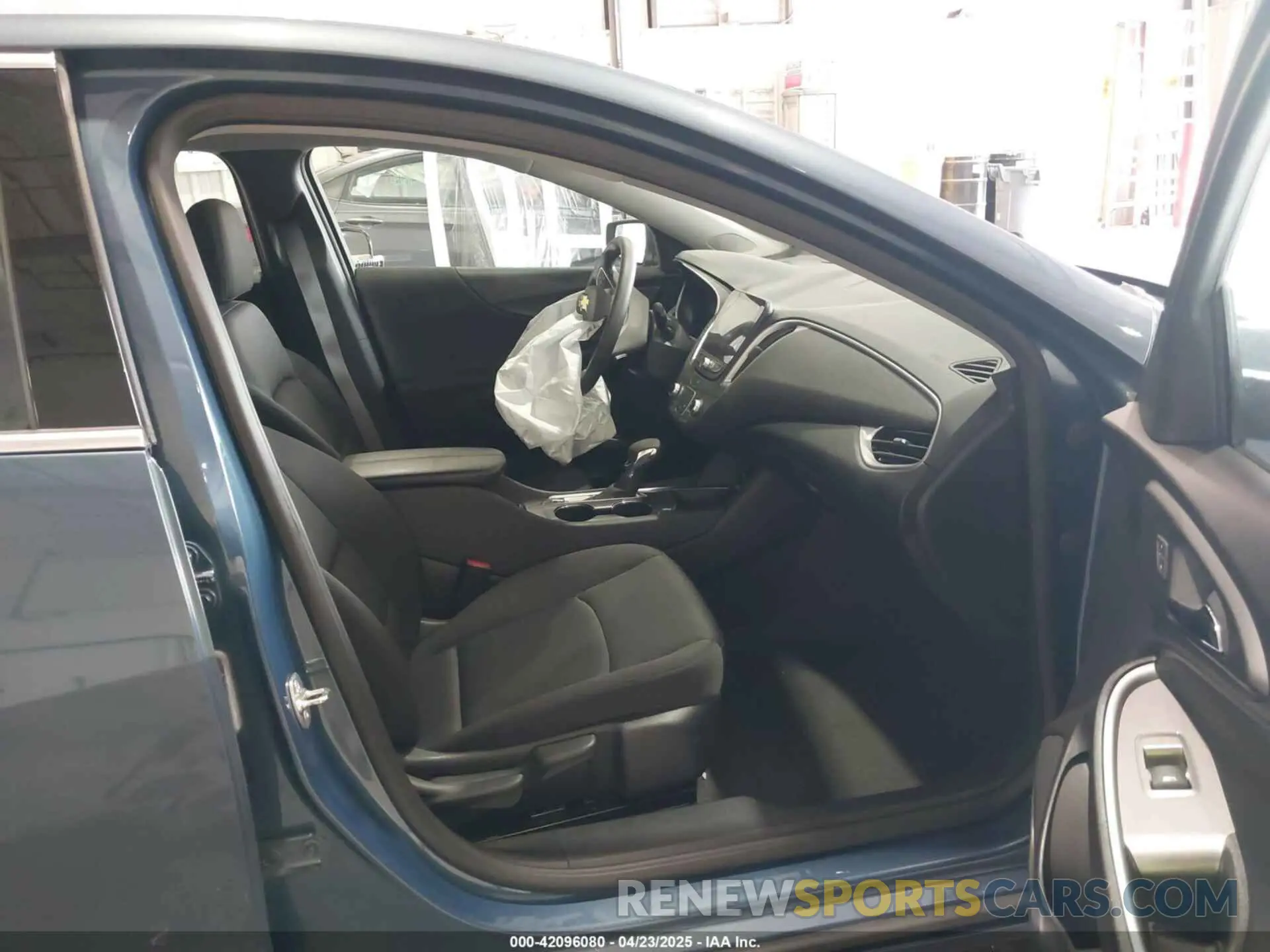 5 Photograph of a damaged car 1G1ZD5ST0RF218782 CHEVROLET MALIBU 2024