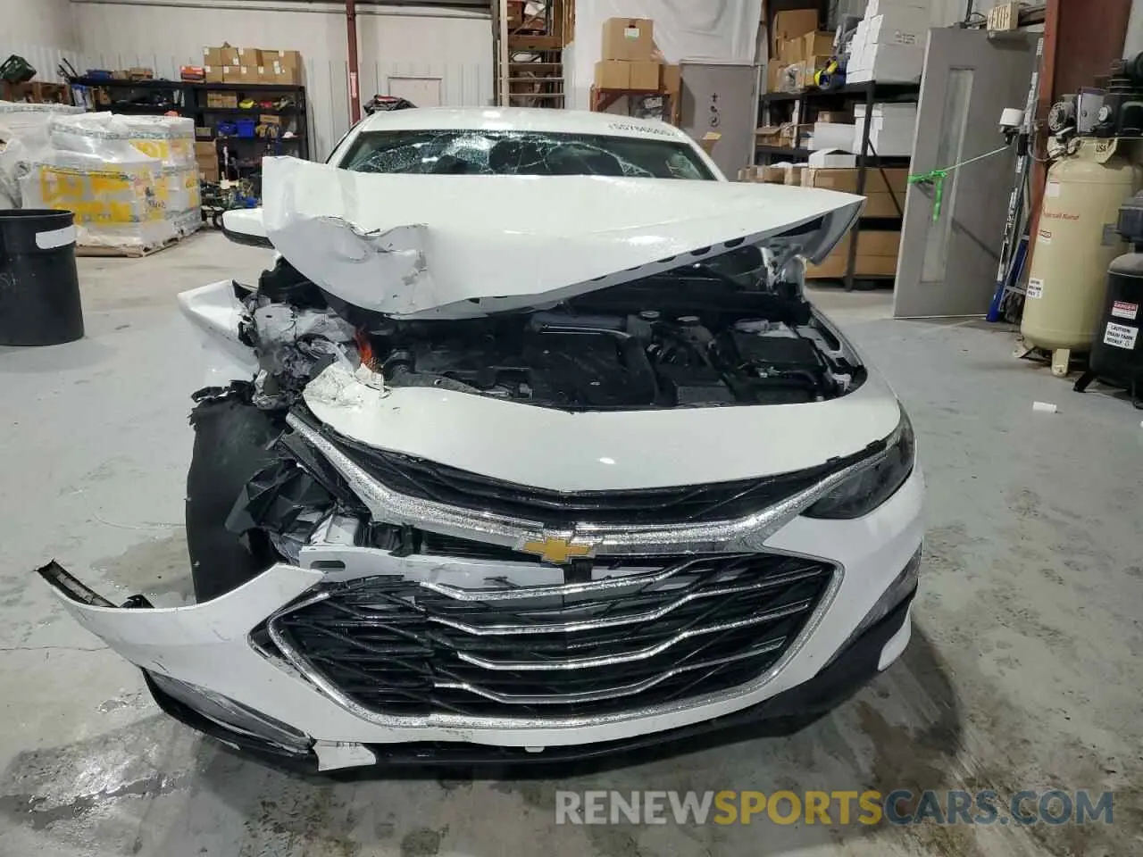 5 Photograph of a damaged car 1G1ZD5ST0RF225277 CHEVROLET MALIBU 2024