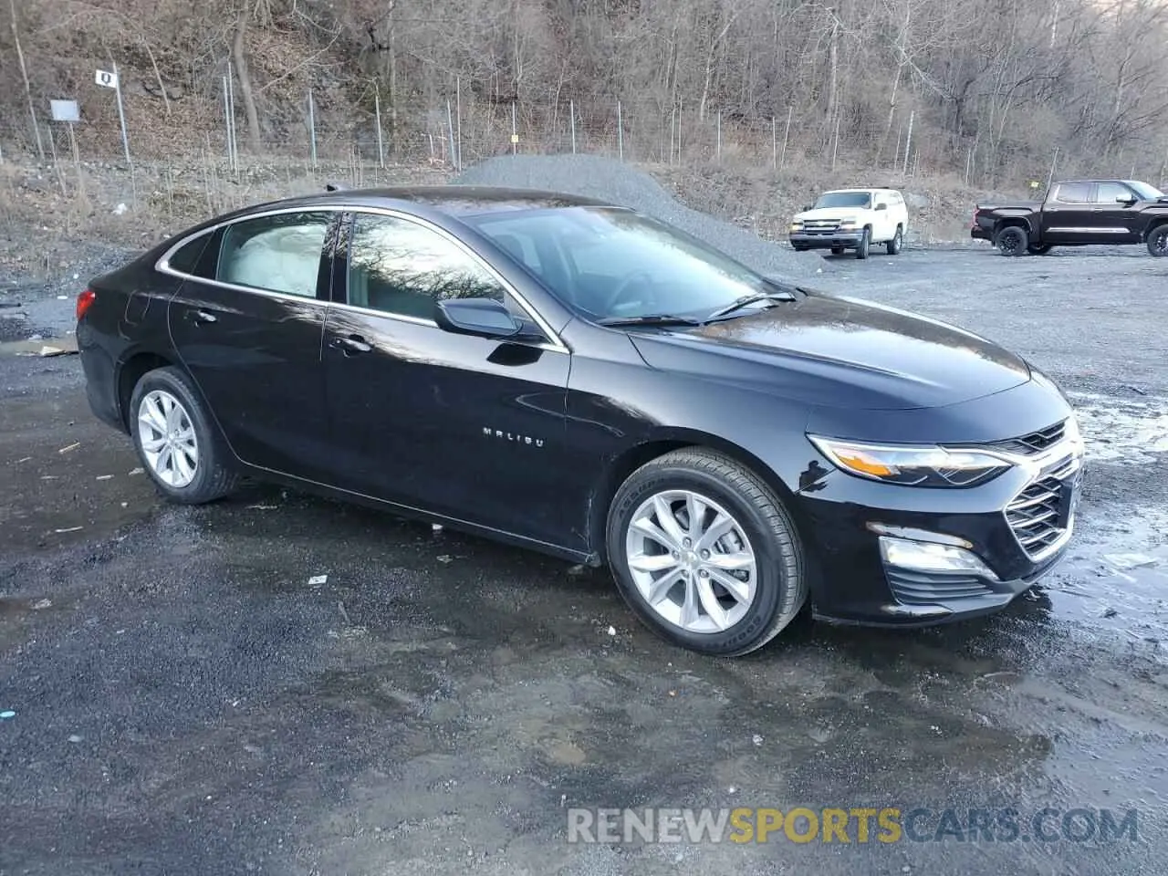 4 Photograph of a damaged car 1G1ZD5ST1RF104872 CHEVROLET MALIBU 2024