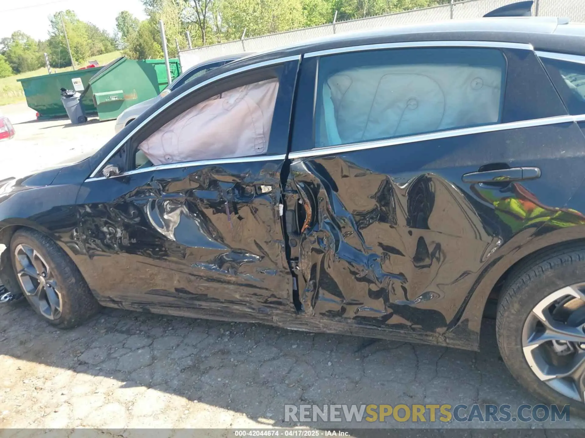 18 Photograph of a damaged car 1G1ZD5ST1RF129772 CHEVROLET MALIBU 2024