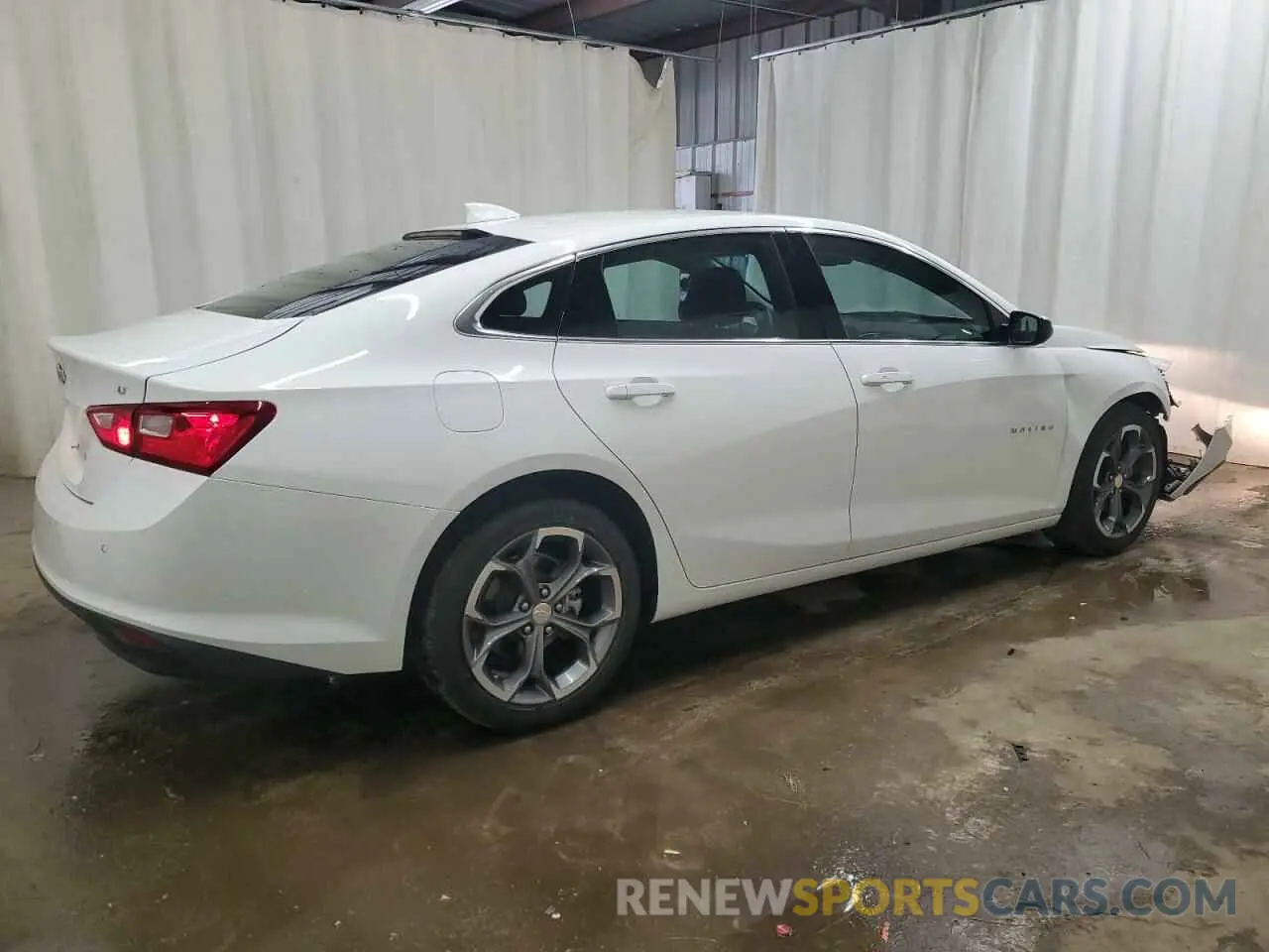 3 Photograph of a damaged car 1G1ZD5ST1RF152792 CHEVROLET MALIBU 2024