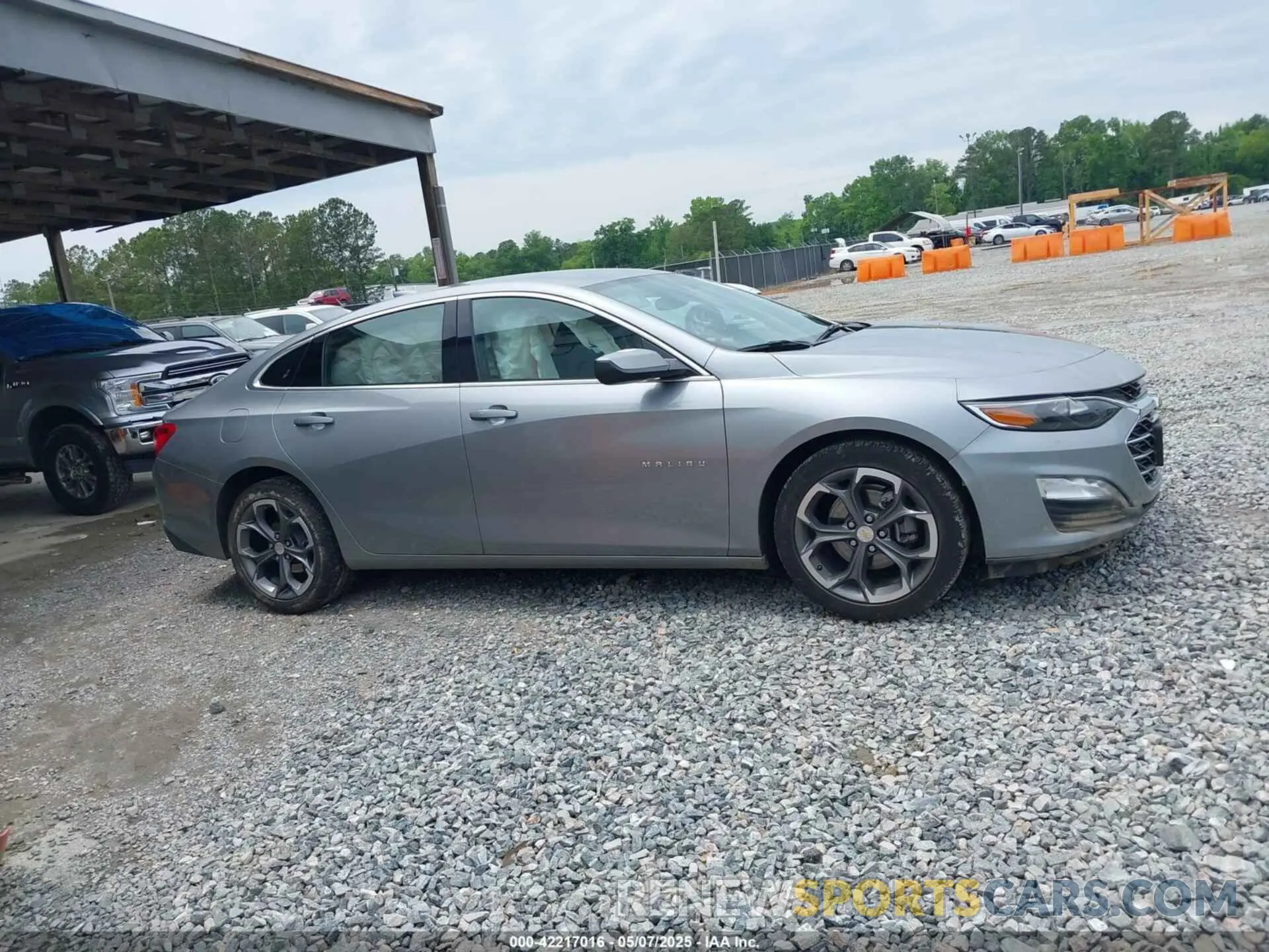13 Photograph of a damaged car 1G1ZD5ST1RF153733 CHEVROLET MALIBU 2024