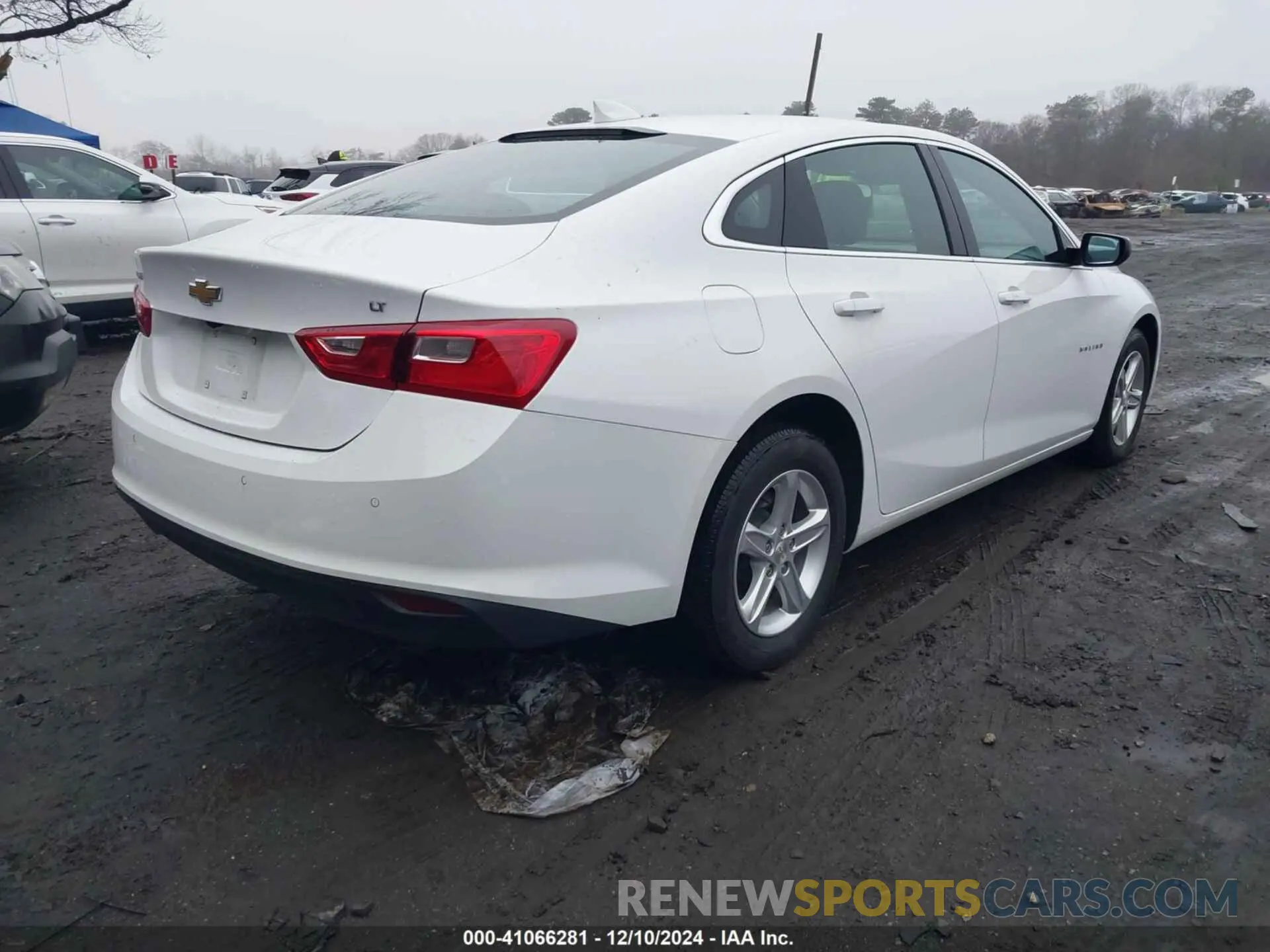 4 Photograph of a damaged car 1G1ZD5ST1RF172475 CHEVROLET MALIBU 2024