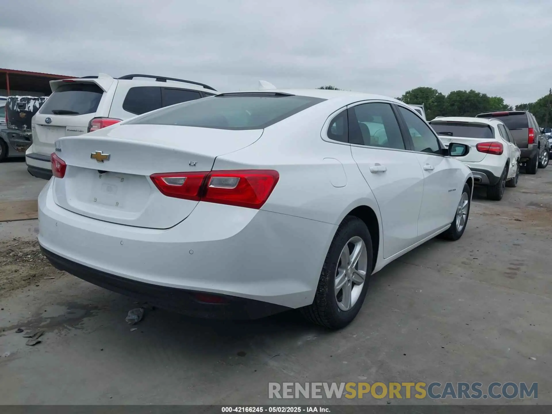 4 Photograph of a damaged car 1G1ZD5ST1RF179555 CHEVROLET MALIBU 2024