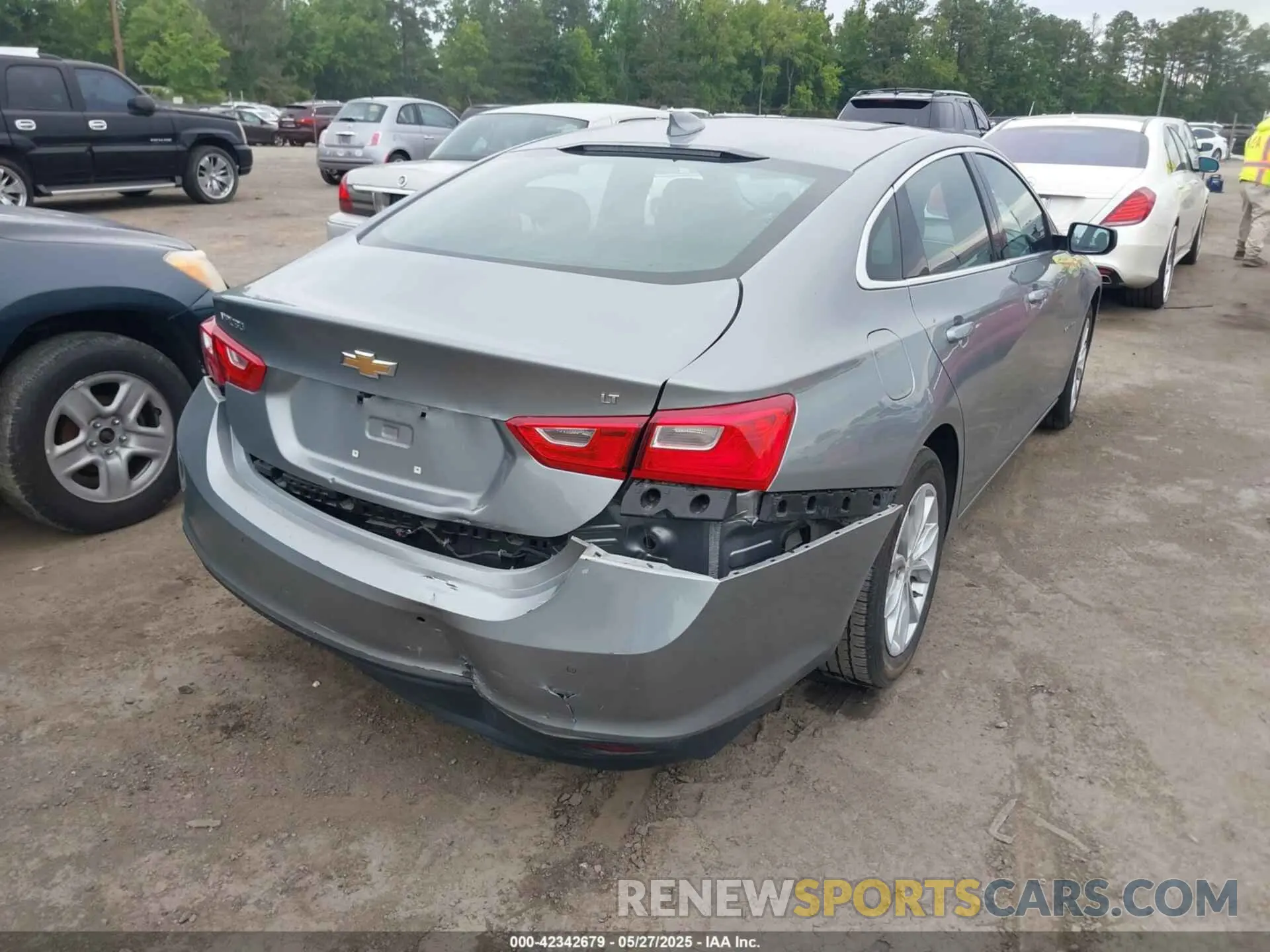 4 Photograph of a damaged car 1G1ZD5ST1RF183587 CHEVROLET MALIBU 2024