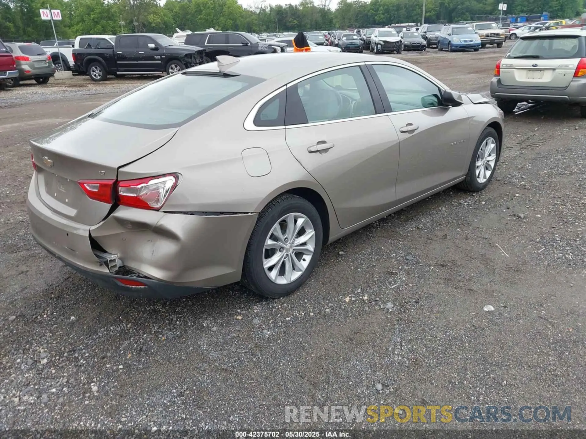 4 Photograph of a damaged car 1G1ZD5ST1RF195058 CHEVROLET MALIBU 2024