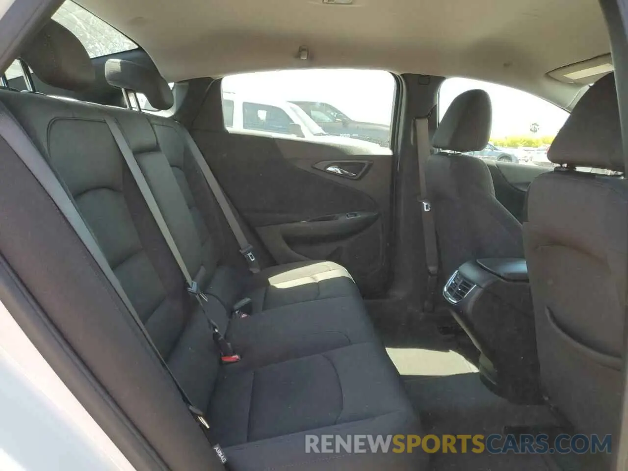 10 Photograph of a damaged car 1G1ZD5ST1RF228348 CHEVROLET MALIBU 2024
