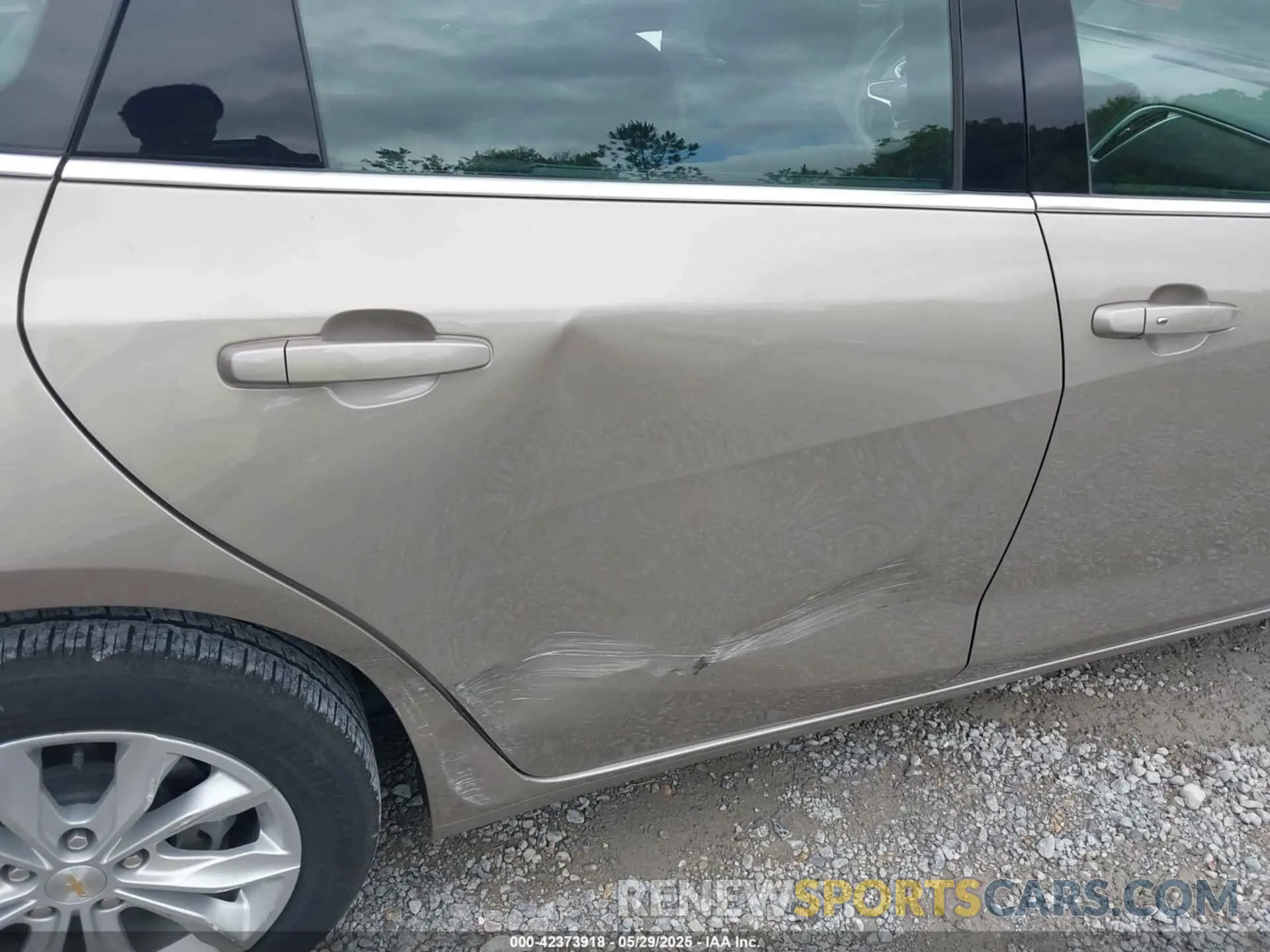 6 Photograph of a damaged car 1G1ZD5ST2RF120112 CHEVROLET MALIBU 2024