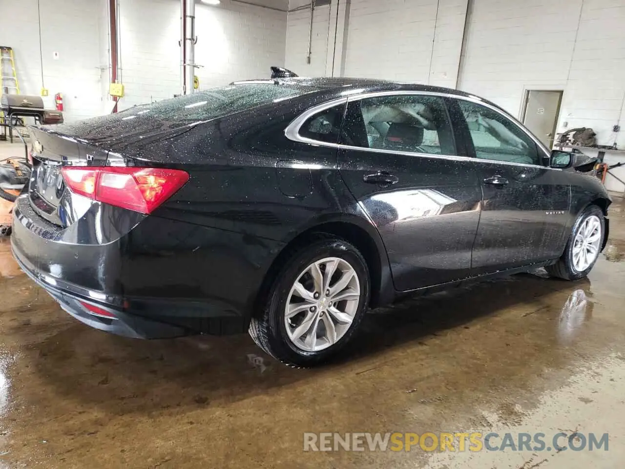 3 Photograph of a damaged car 1G1ZD5ST2RF128131 CHEVROLET MALIBU 2024