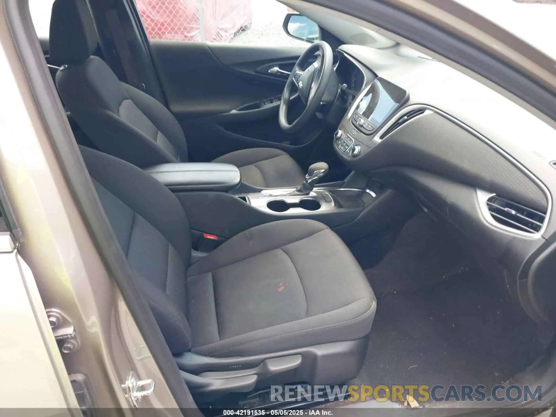 5 Photograph of a damaged car 1G1ZD5ST2RF138514 CHEVROLET MALIBU 2024