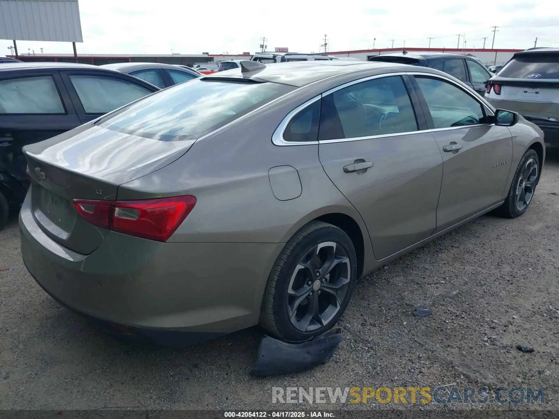 4 Photograph of a damaged car 1G1ZD5ST2RF138741 CHEVROLET MALIBU 2024