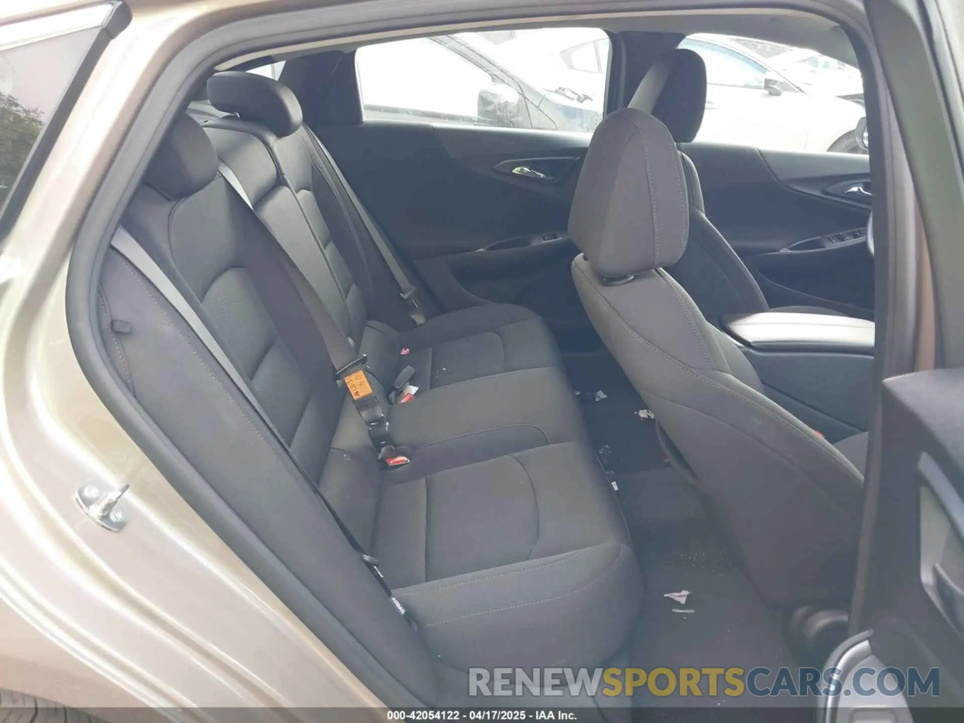 8 Photograph of a damaged car 1G1ZD5ST2RF138741 CHEVROLET MALIBU 2024