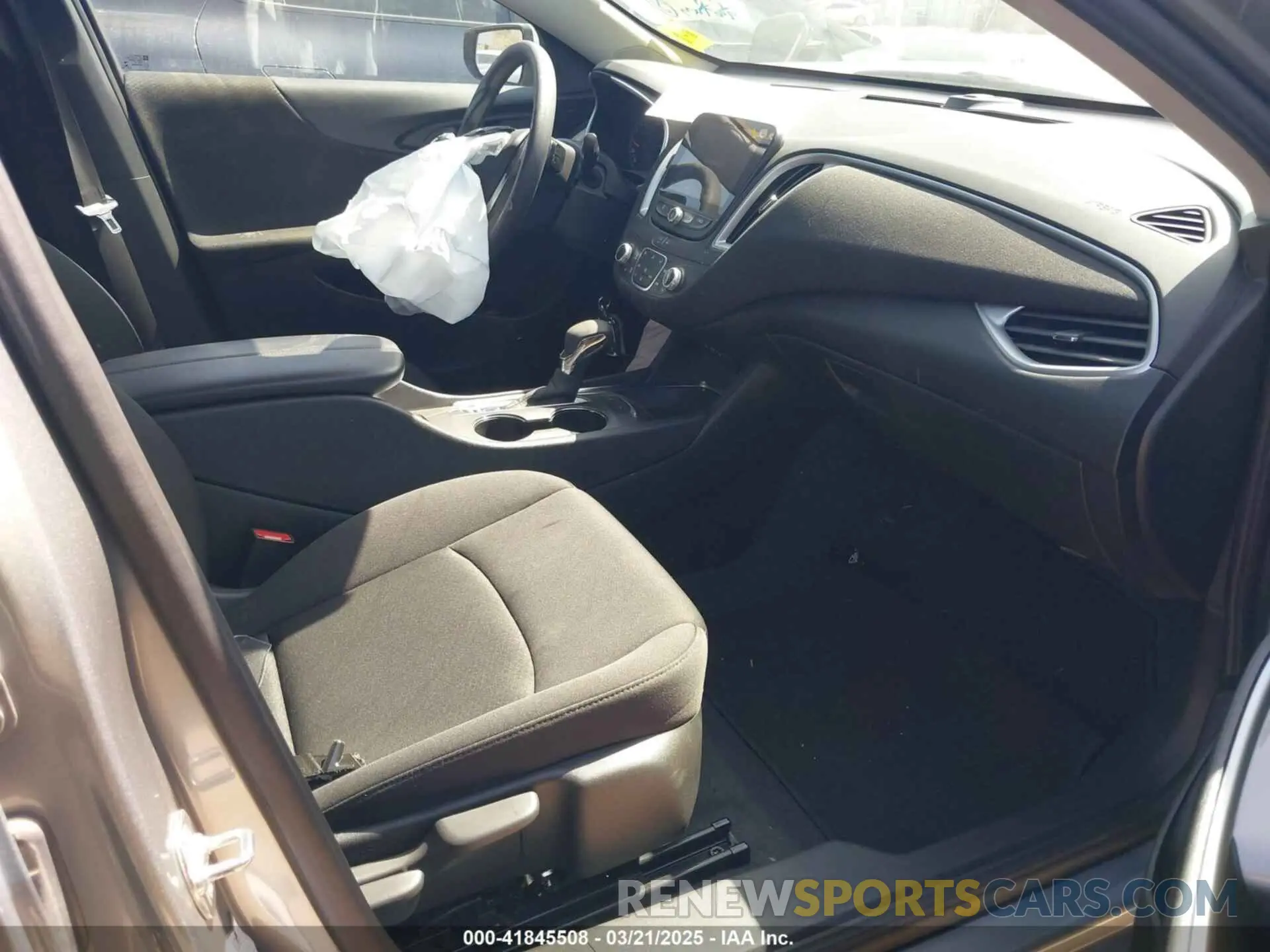 5 Photograph of a damaged car 1G1ZD5ST2RF166393 CHEVROLET MALIBU 2024