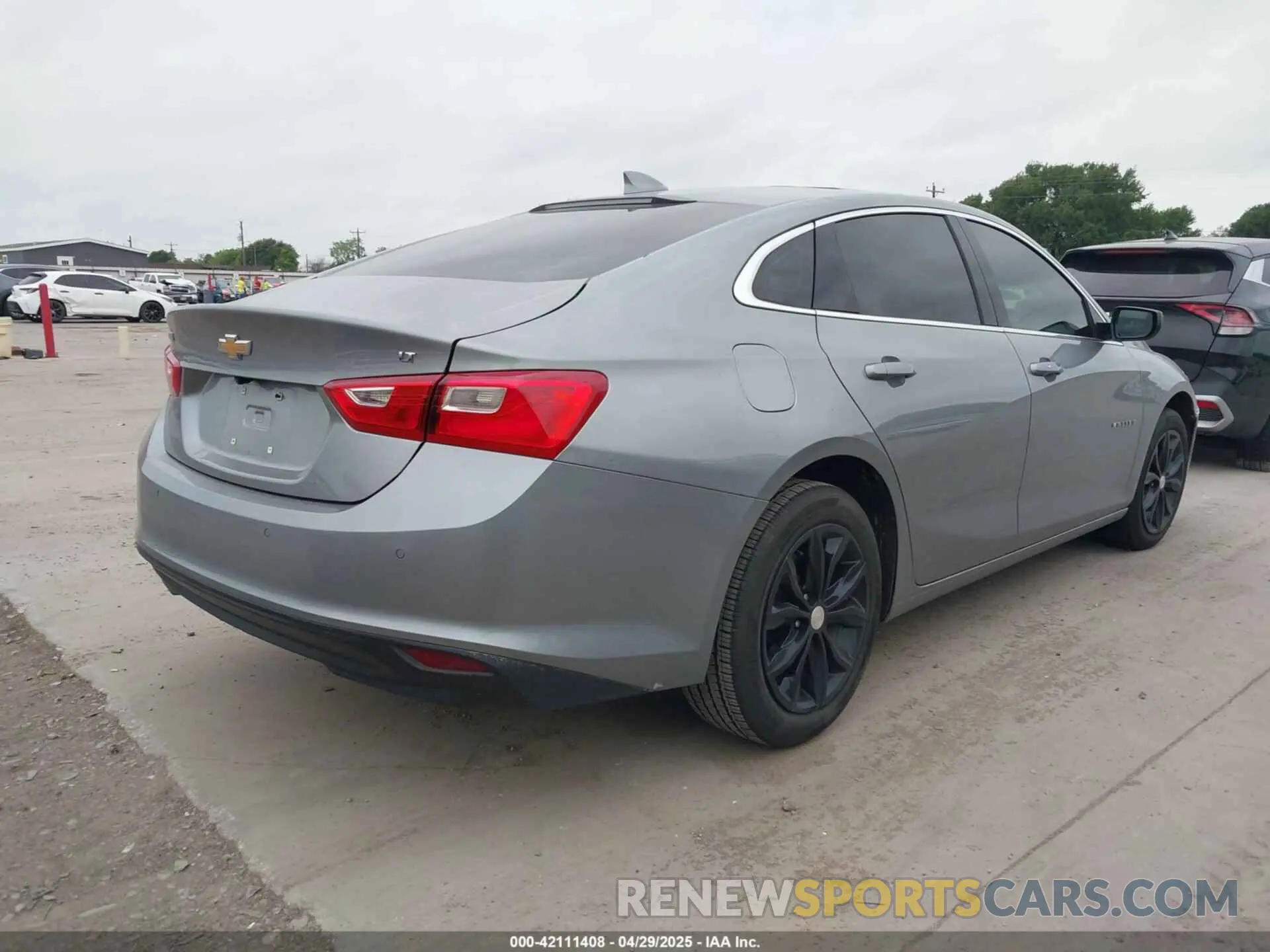 4 Photograph of a damaged car 1G1ZD5ST3RF109443 CHEVROLET MALIBU 2024