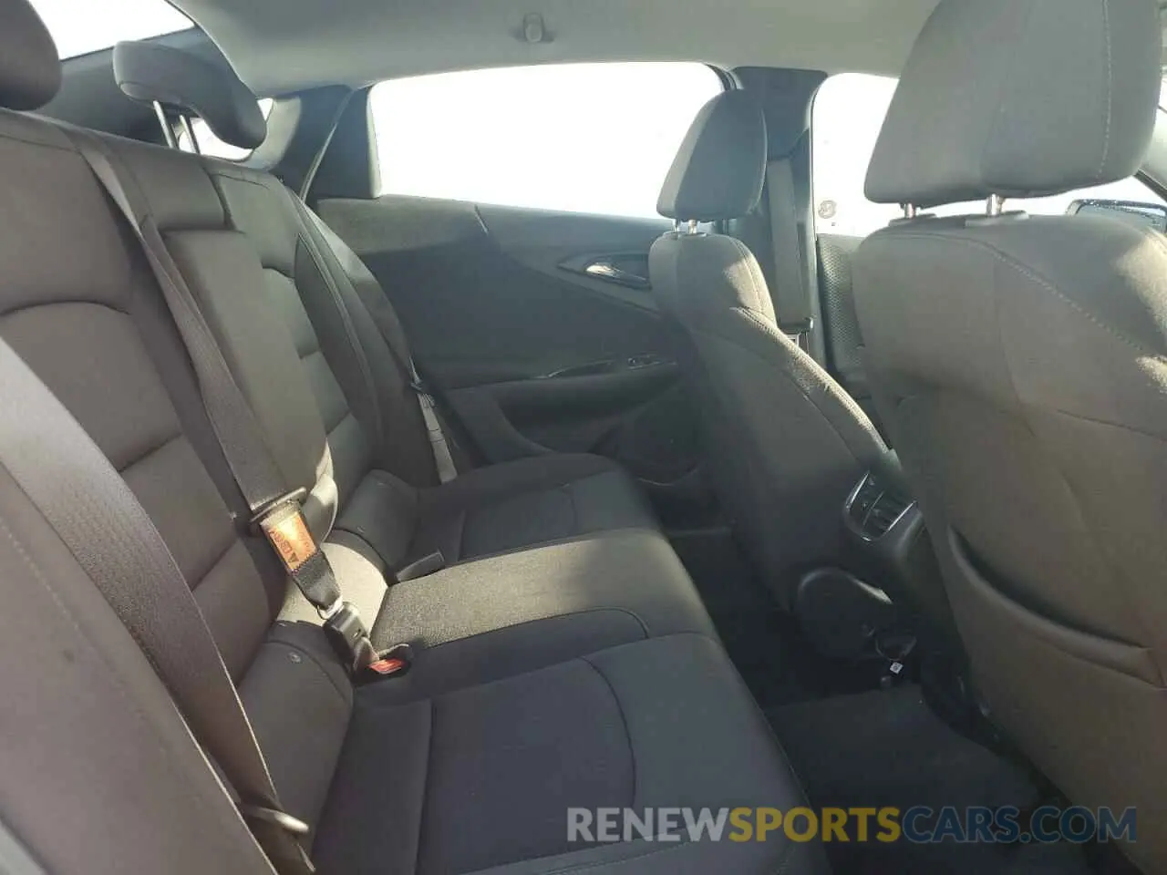 10 Photograph of a damaged car 1G1ZD5ST3RF114173 CHEVROLET MALIBU 2024