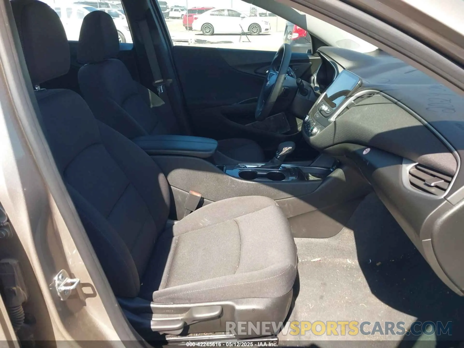 5 Photograph of a damaged car 1G1ZD5ST3RF117168 CHEVROLET MALIBU 2024