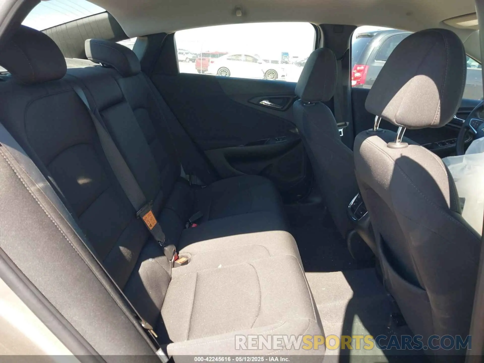 8 Photograph of a damaged car 1G1ZD5ST3RF117168 CHEVROLET MALIBU 2024