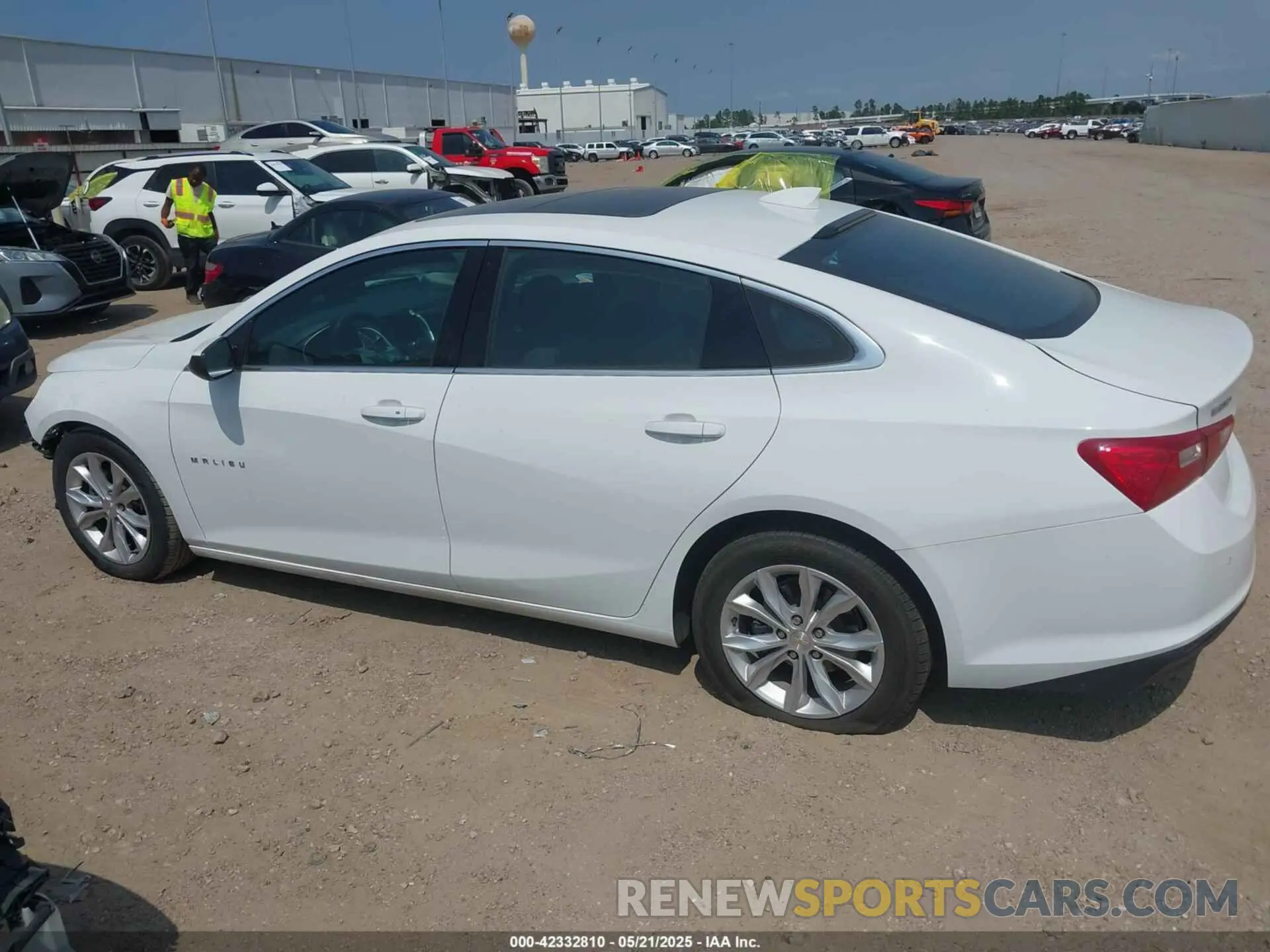 15 Photograph of a damaged car 1G1ZD5ST3RF121091 CHEVROLET MALIBU 2024