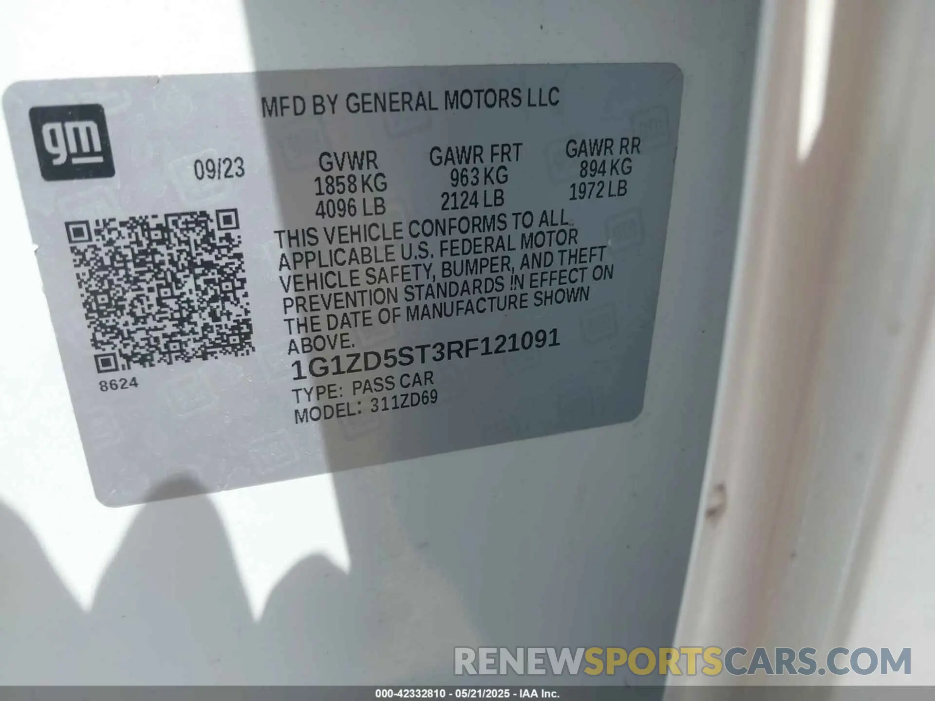 9 Photograph of a damaged car 1G1ZD5ST3RF121091 CHEVROLET MALIBU 2024