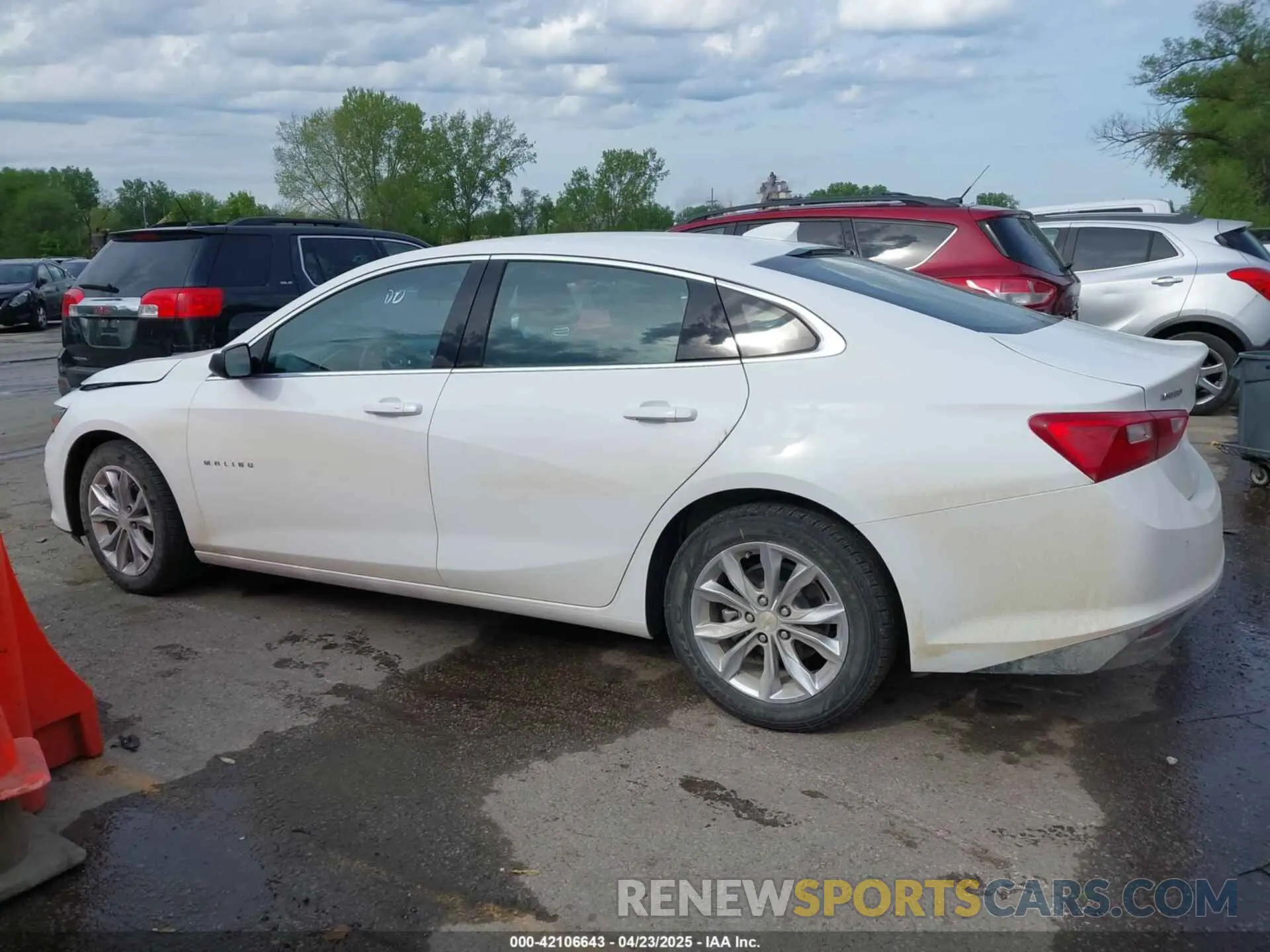 14 Photograph of a damaged car 1G1ZD5ST3RF123617 CHEVROLET MALIBU 2024