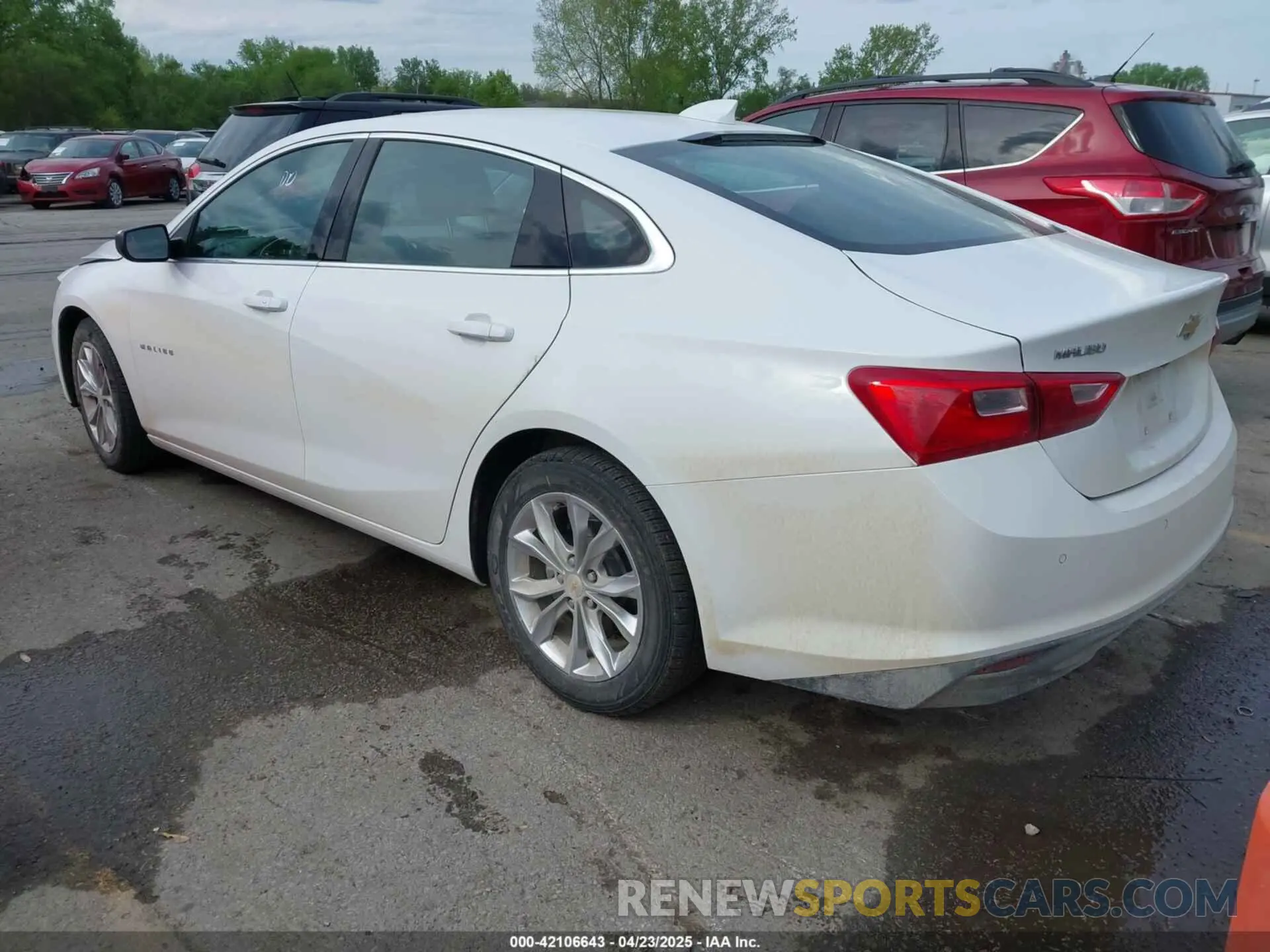 3 Photograph of a damaged car 1G1ZD5ST3RF123617 CHEVROLET MALIBU 2024