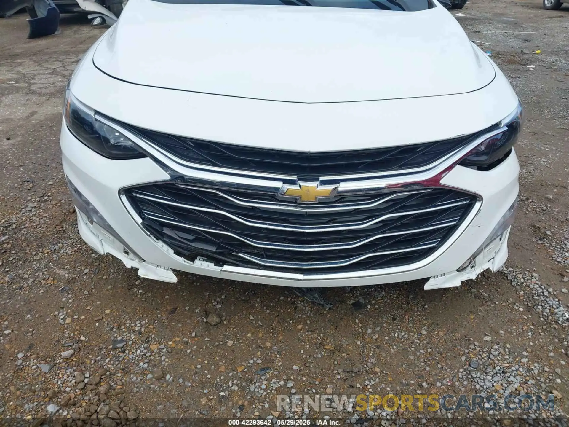 18 Photograph of a damaged car 1G1ZD5ST3RF126372 CHEVROLET MALIBU 2024