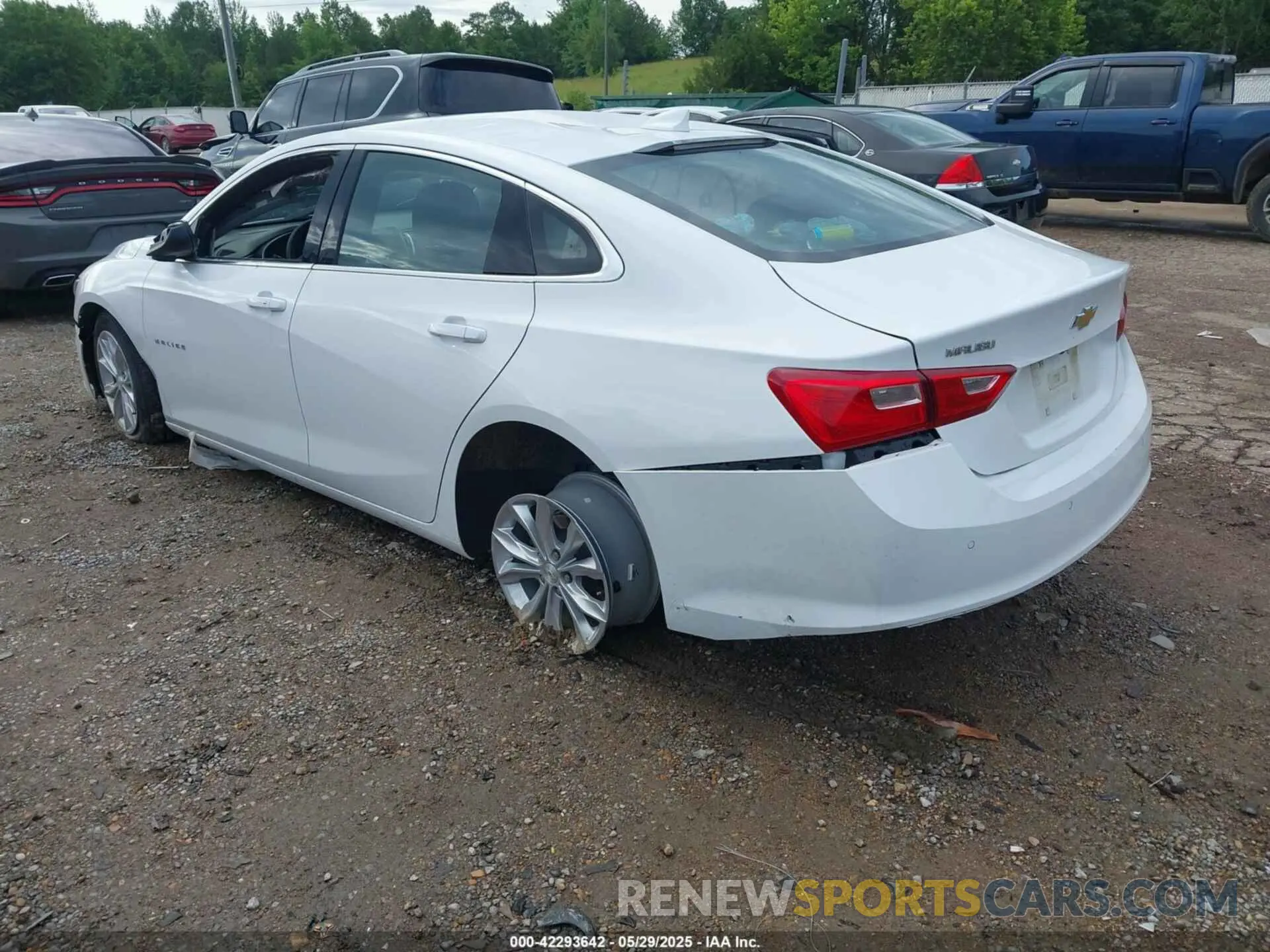 3 Photograph of a damaged car 1G1ZD5ST3RF126372 CHEVROLET MALIBU 2024